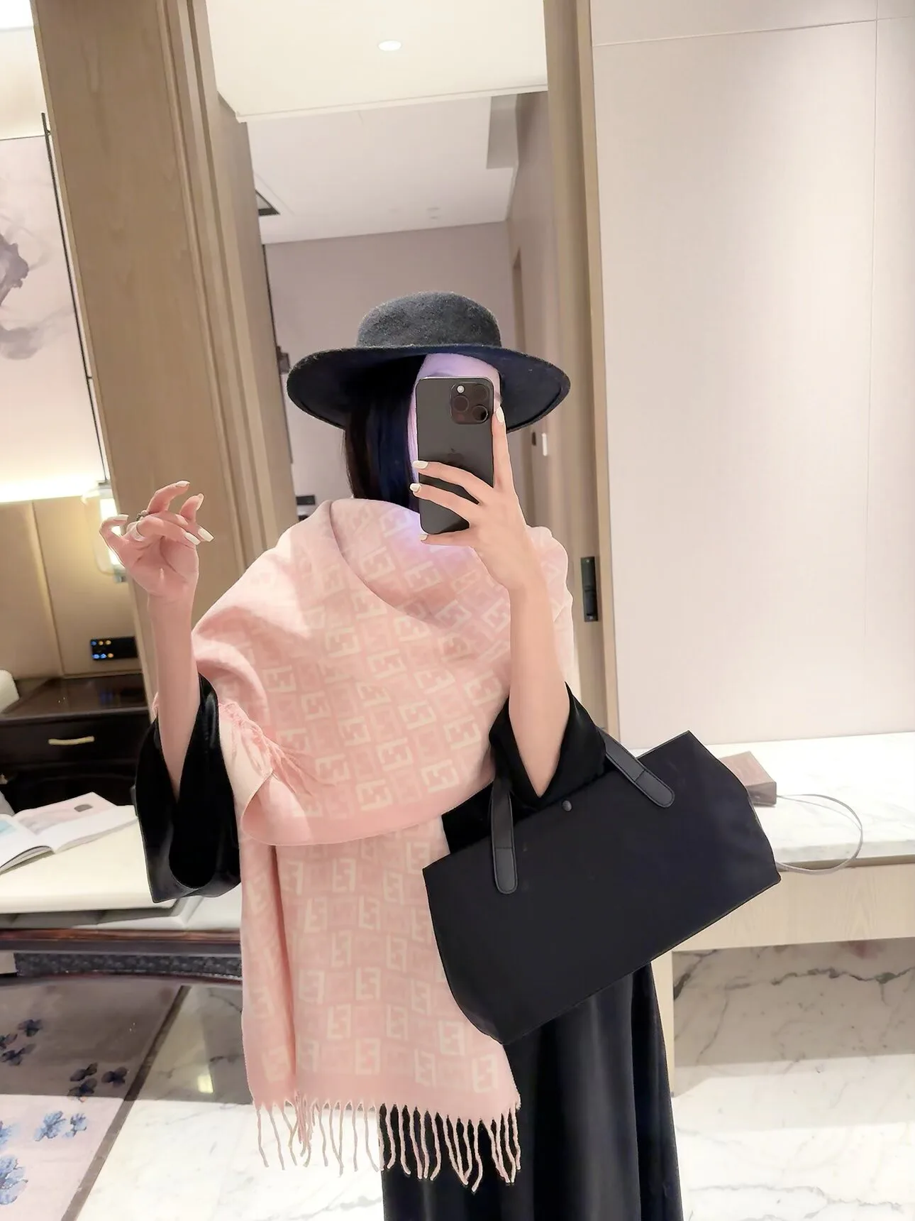 Шарфы Fendi 18003011