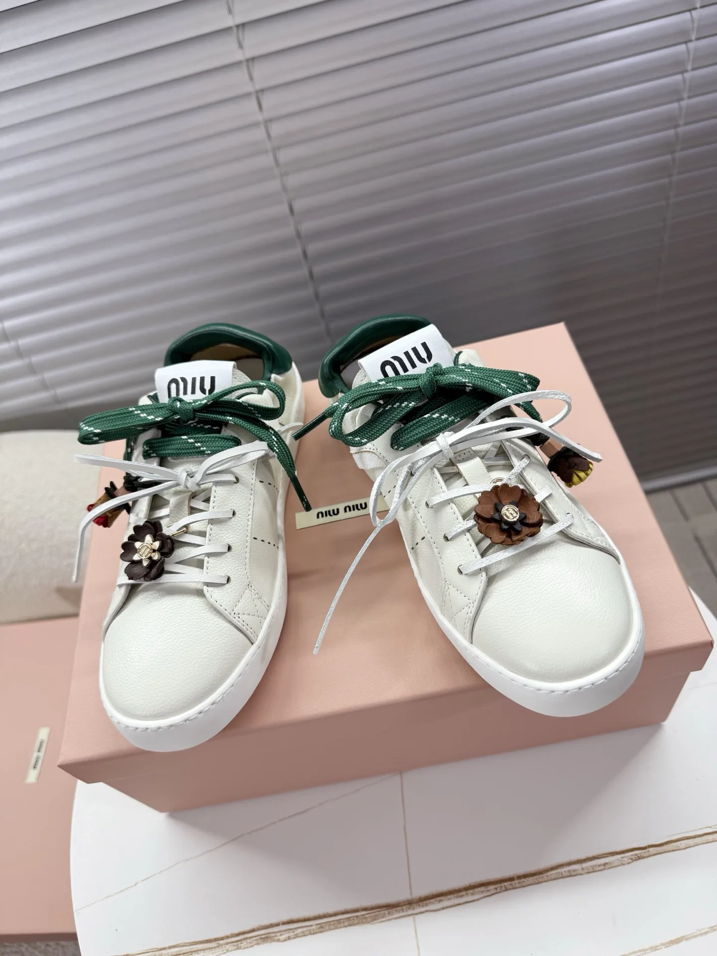 Кроссовки Женские Miu Miu 3742563