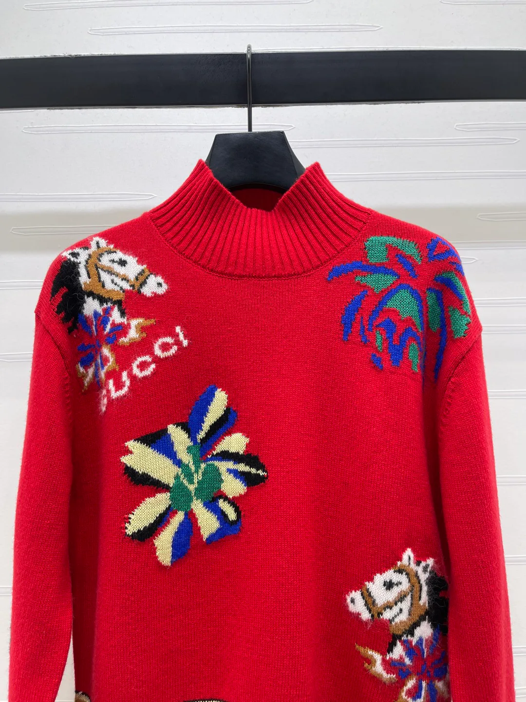 Джемперы И Свитеры Женские Gucci 4273871