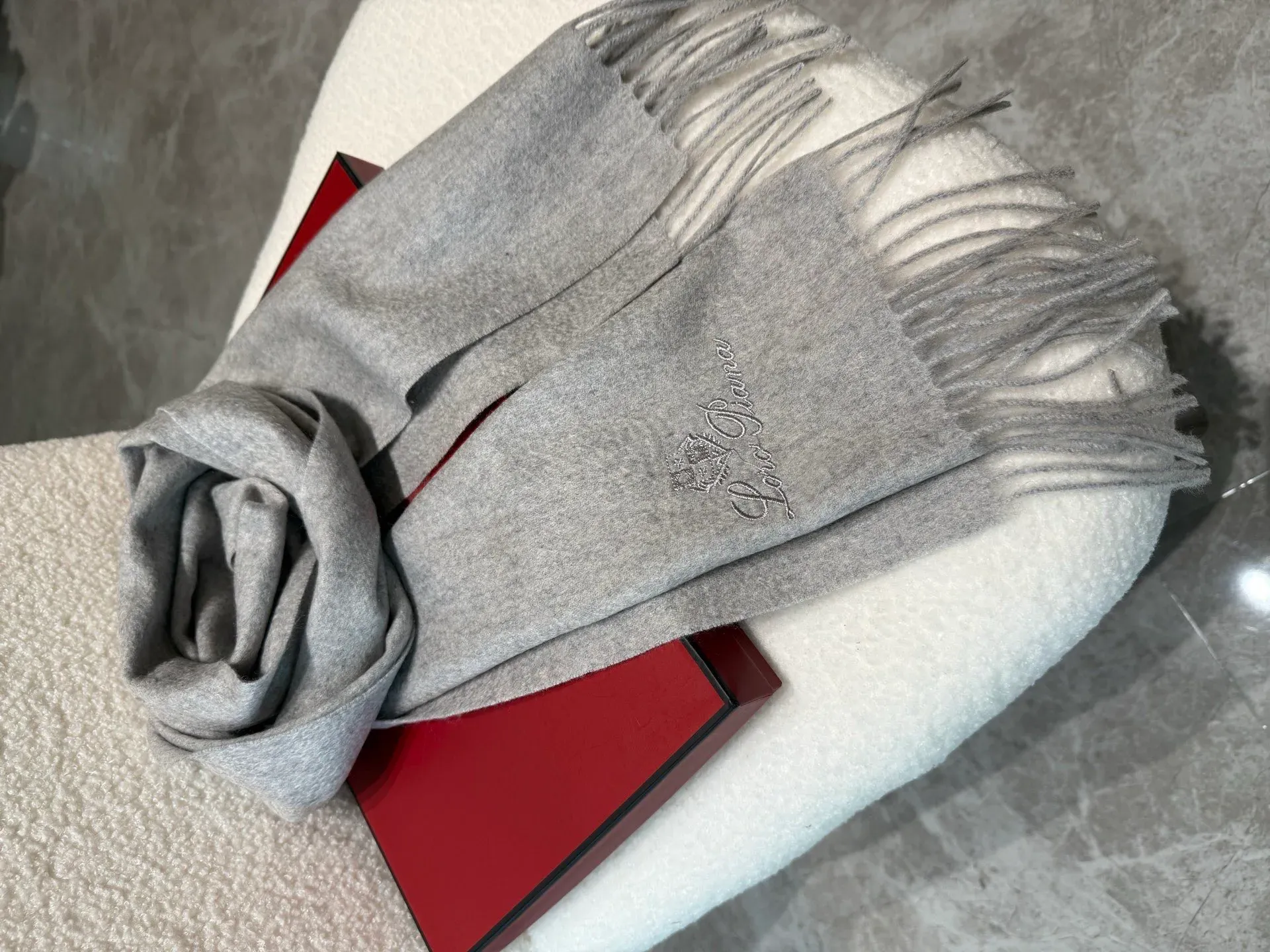 Шарфы Loro Piana 752670