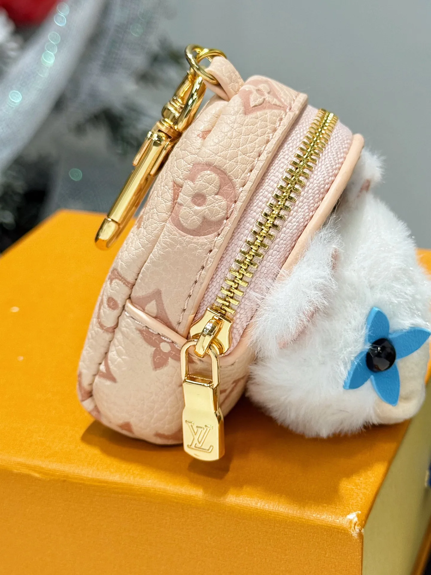 Ключницы Louis Vuitton 553070