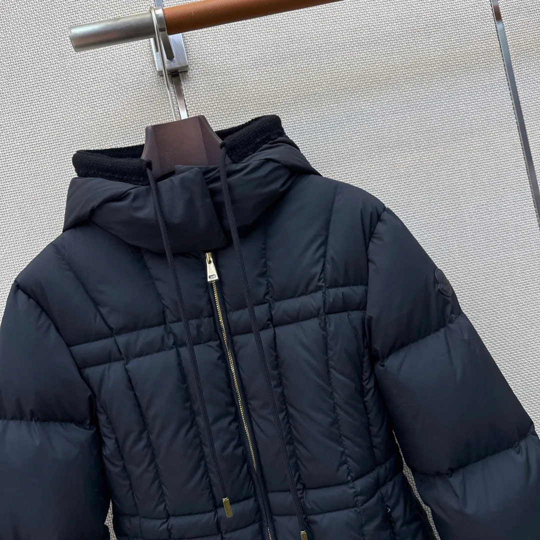 Куртки И Пуховики Женские Moncler 18015562