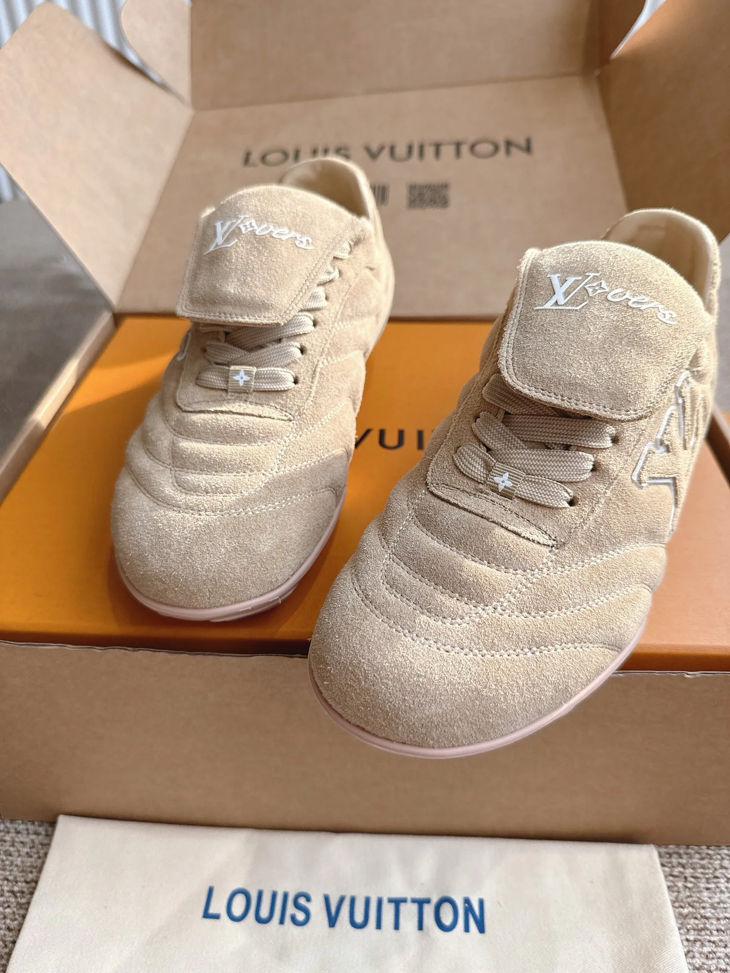 Кроссовки Женские Louis Vuitton 2792845