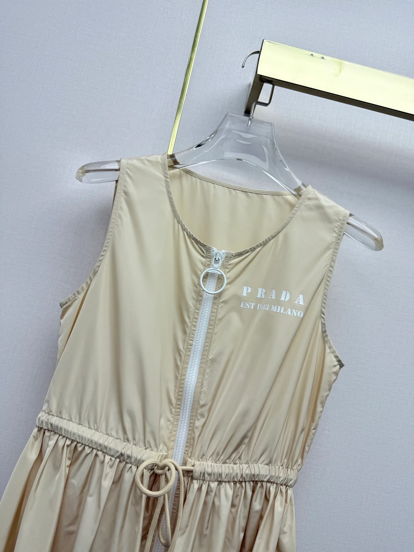 Платья Женские Prada 10443258