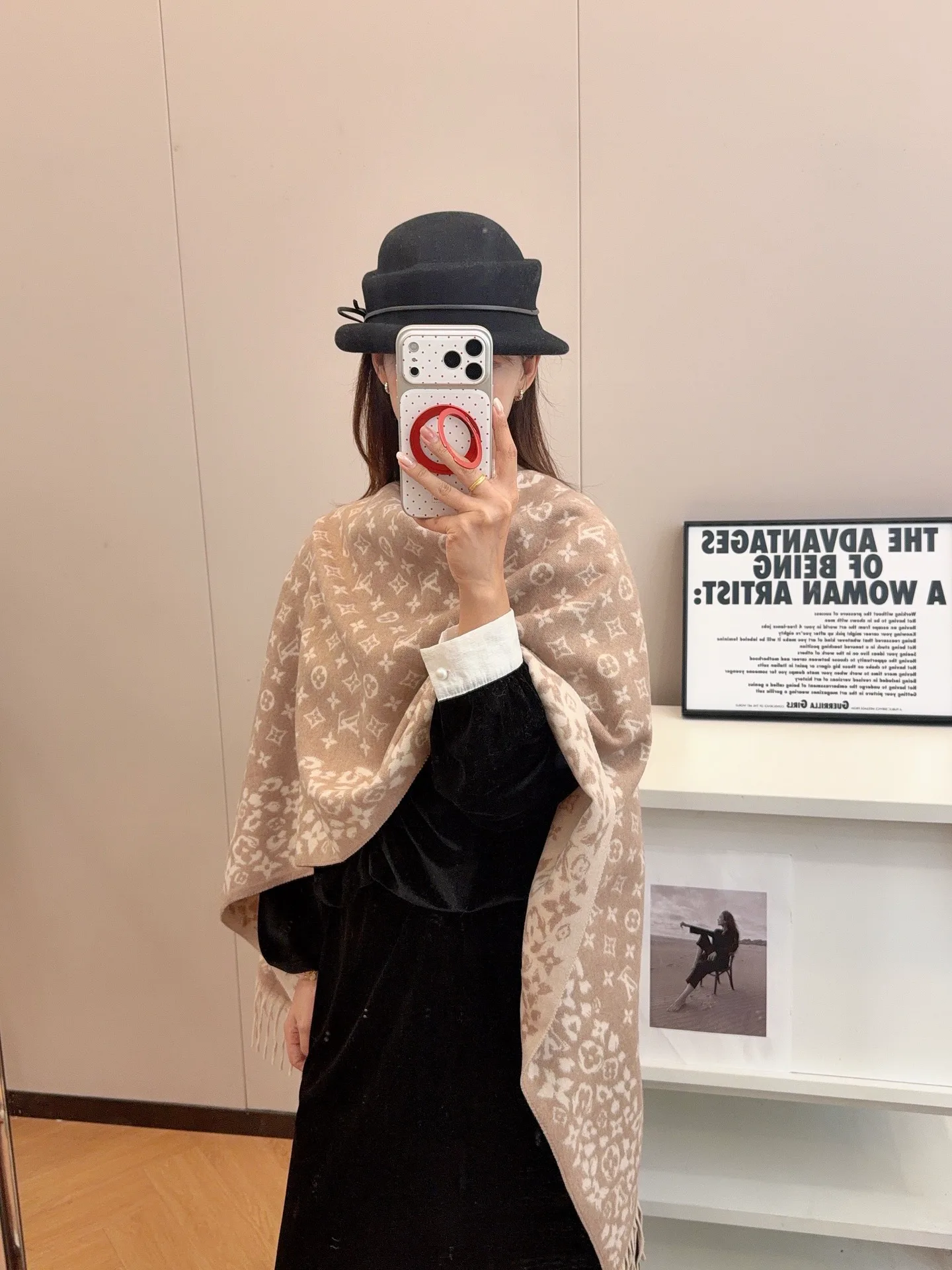 Шарфы Louis Vuitton 18105498
