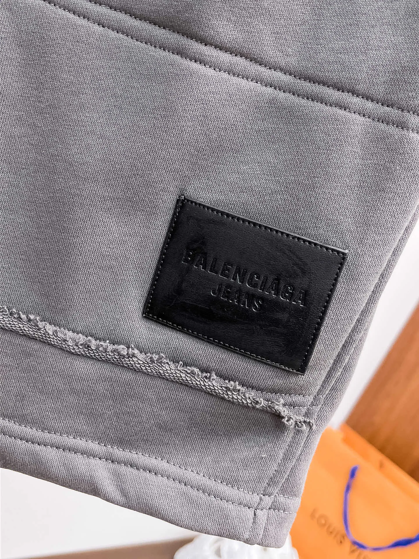 Шорты Мужские Balenciaga 13417590