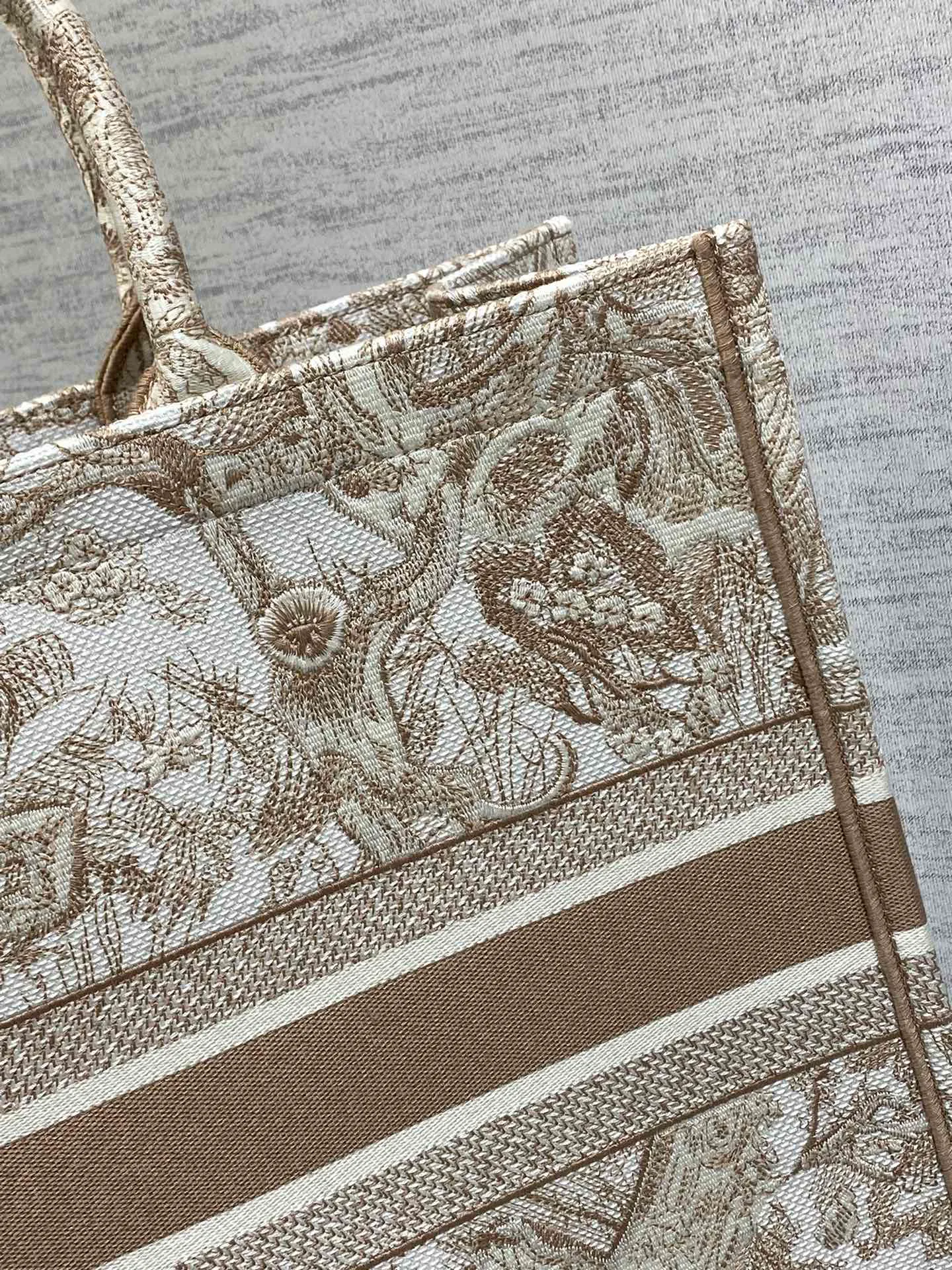 Классические Сумки Женские Christian Dior 11224039