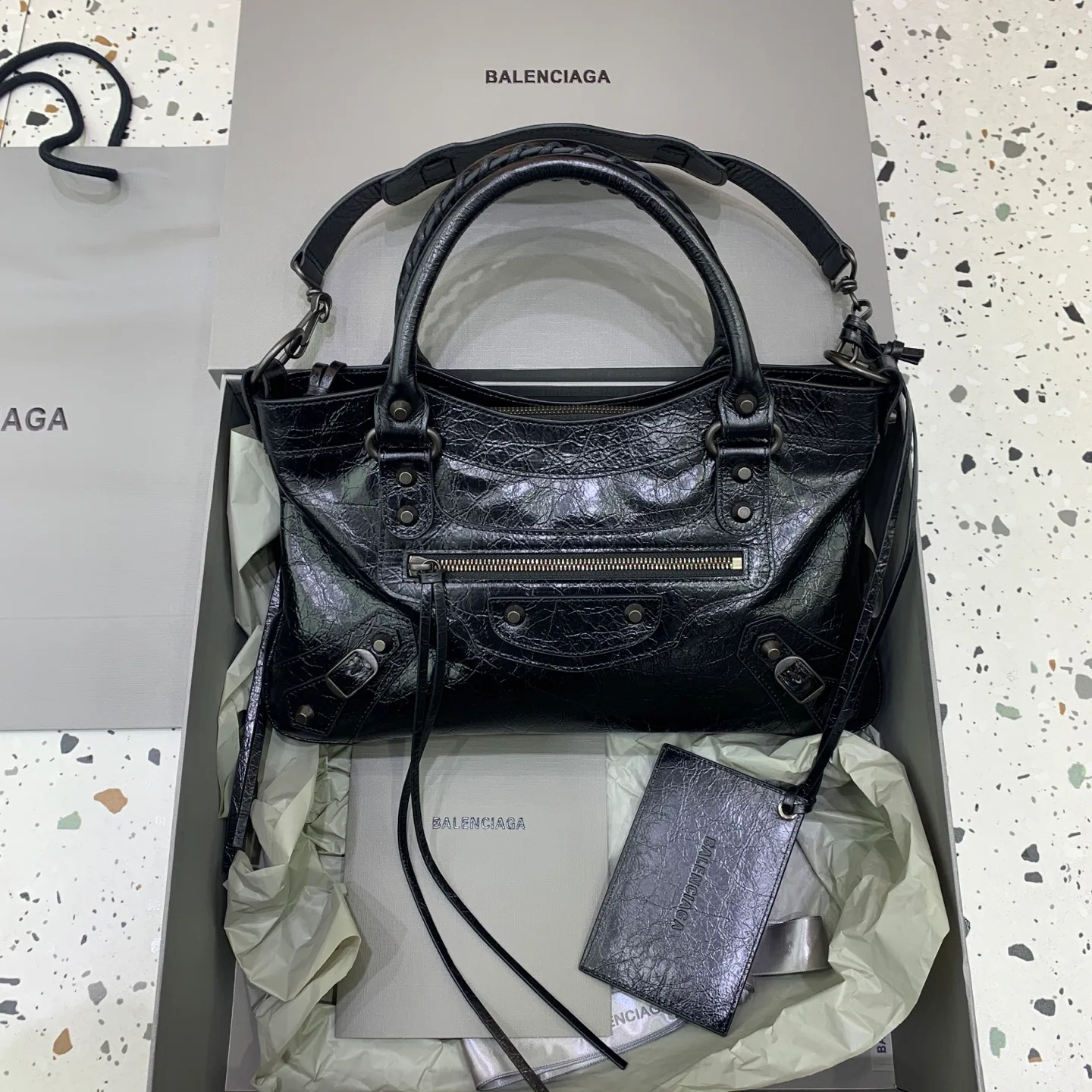 Классические Сумки Женские Balenciaga 12774205
