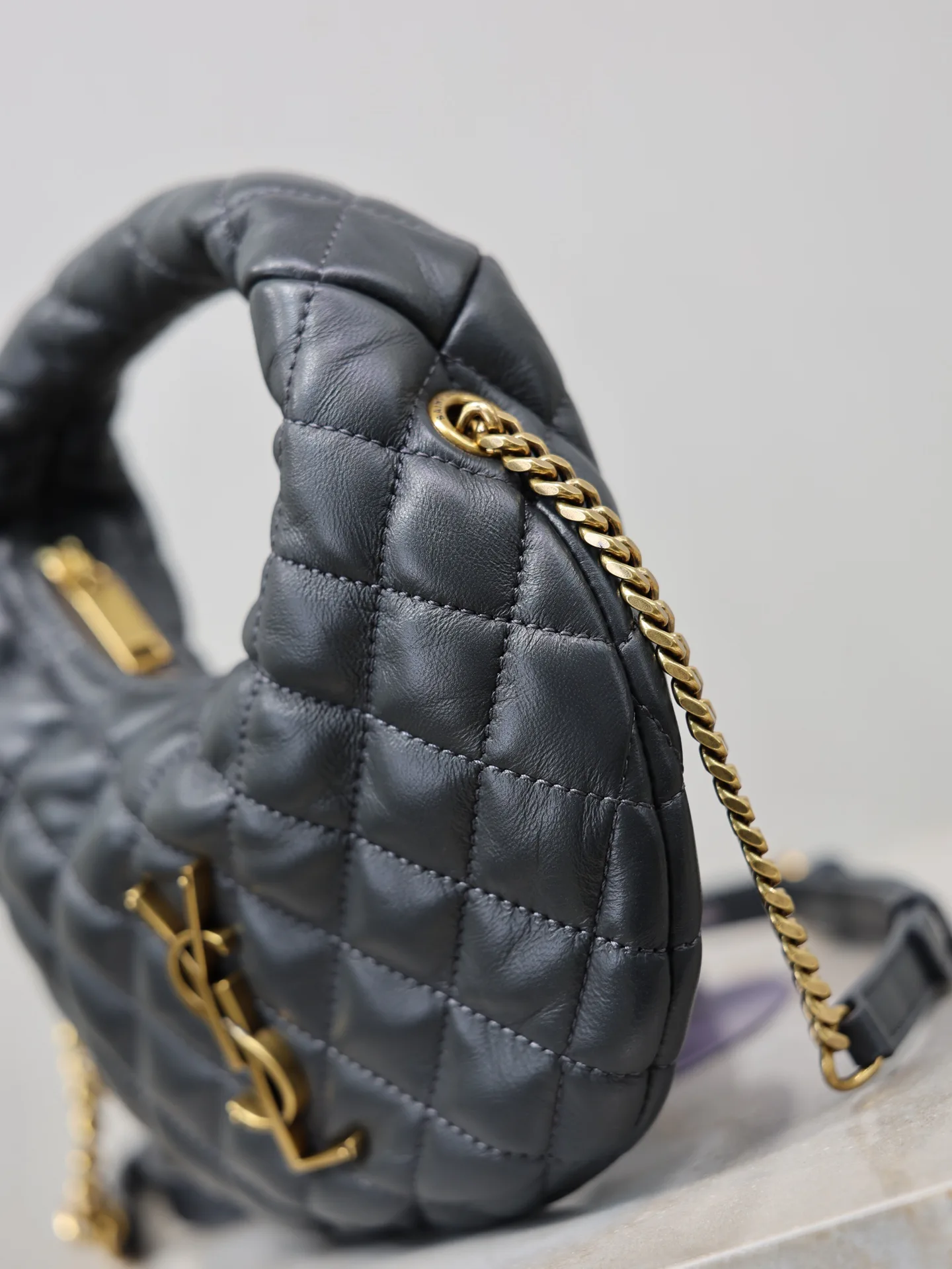 Сумки На Ремне Женские Saint Laurent 11504337
