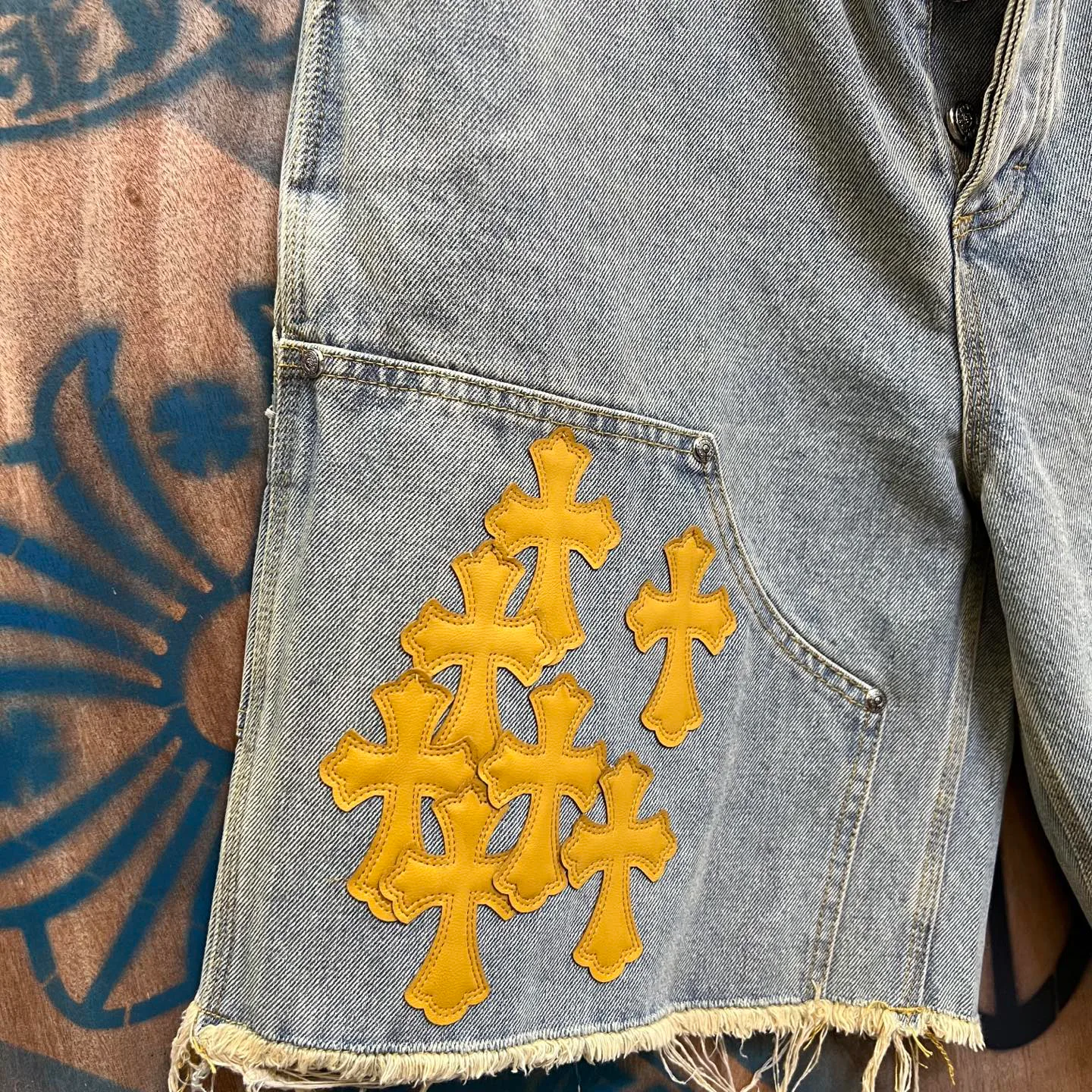 Шорты Женские Chrome Hearts 10941815