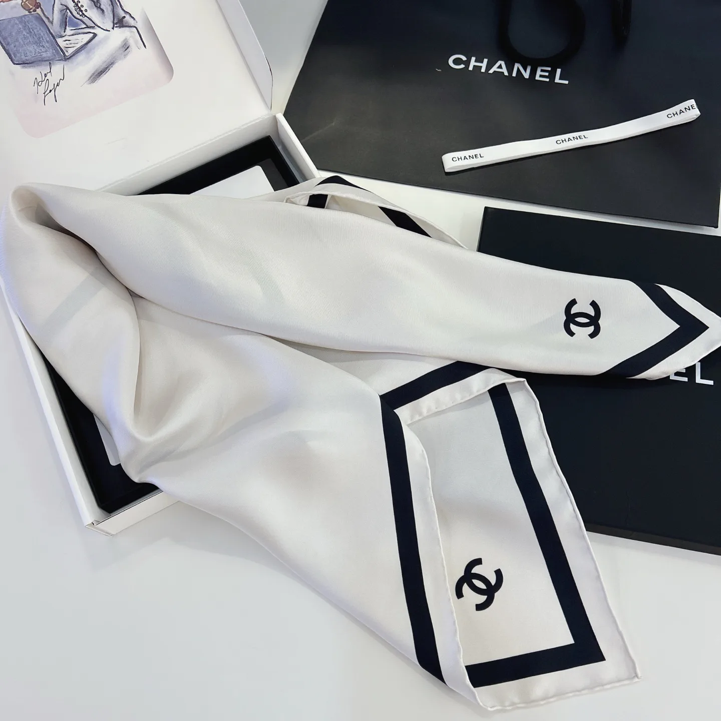 Платки Chanel 11978335