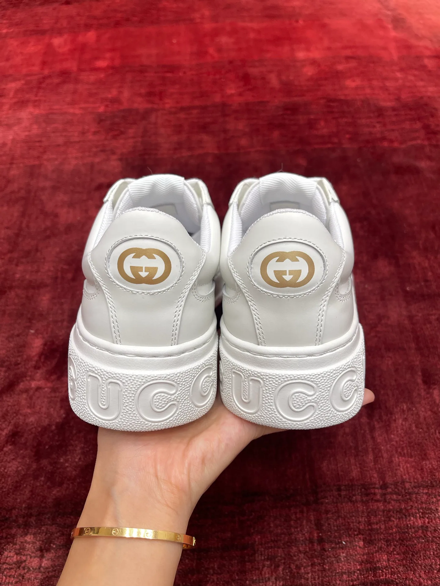 Кроссовки Женские Gucci 18995287