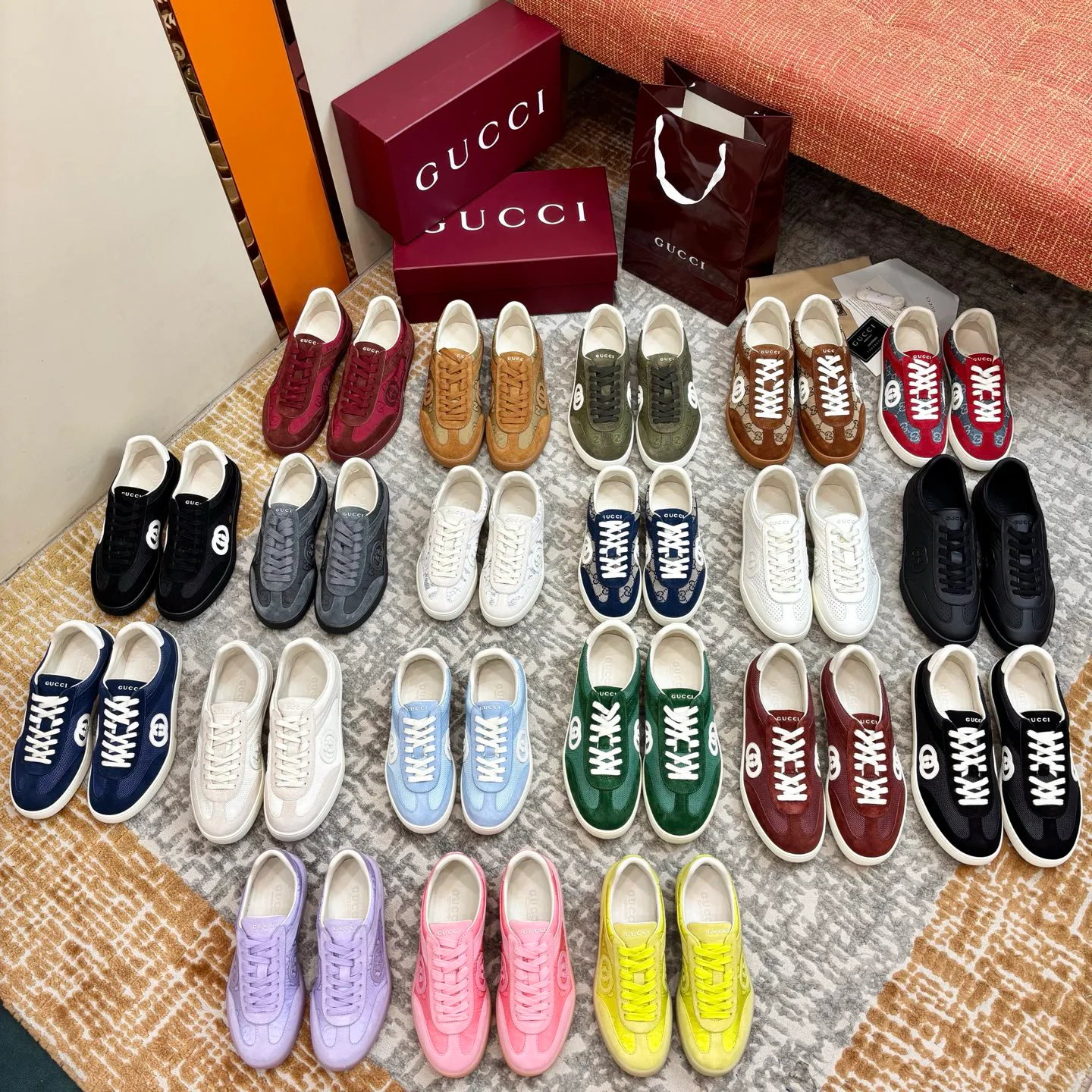 Кроссовки Женские Gucci 18039360