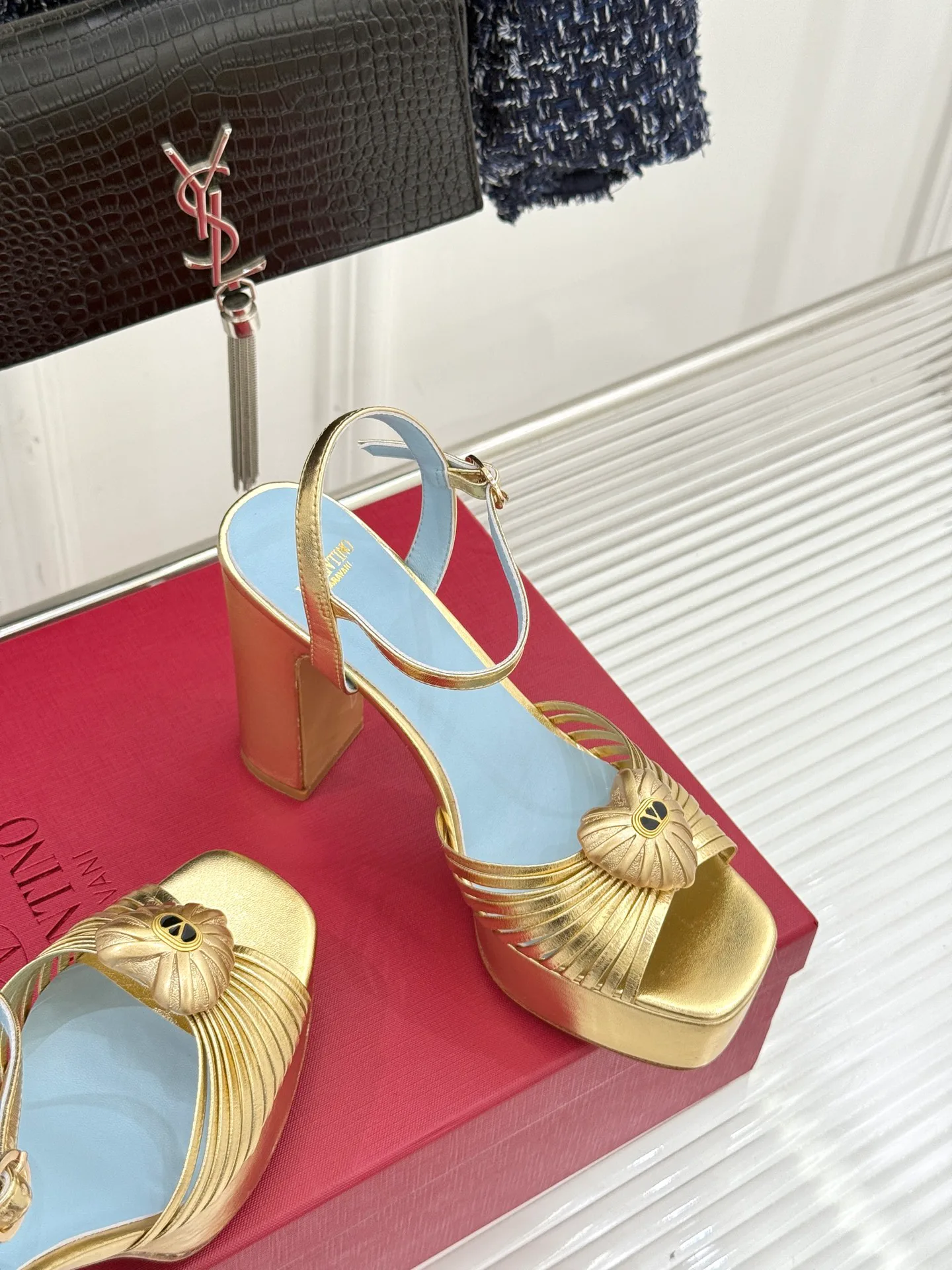 Босоножки Женские Valentino 954177