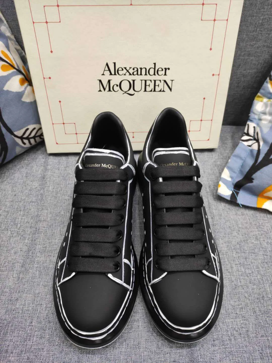 Кроссовки Женские Alexander Mcqueen 276175