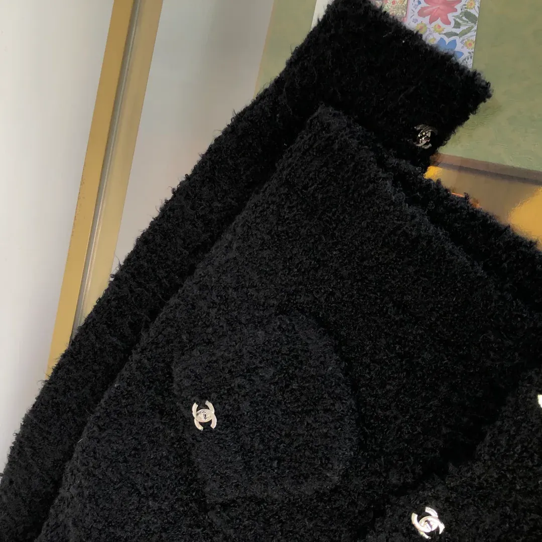 Куртки И Пуховики Женские Chanel 614056