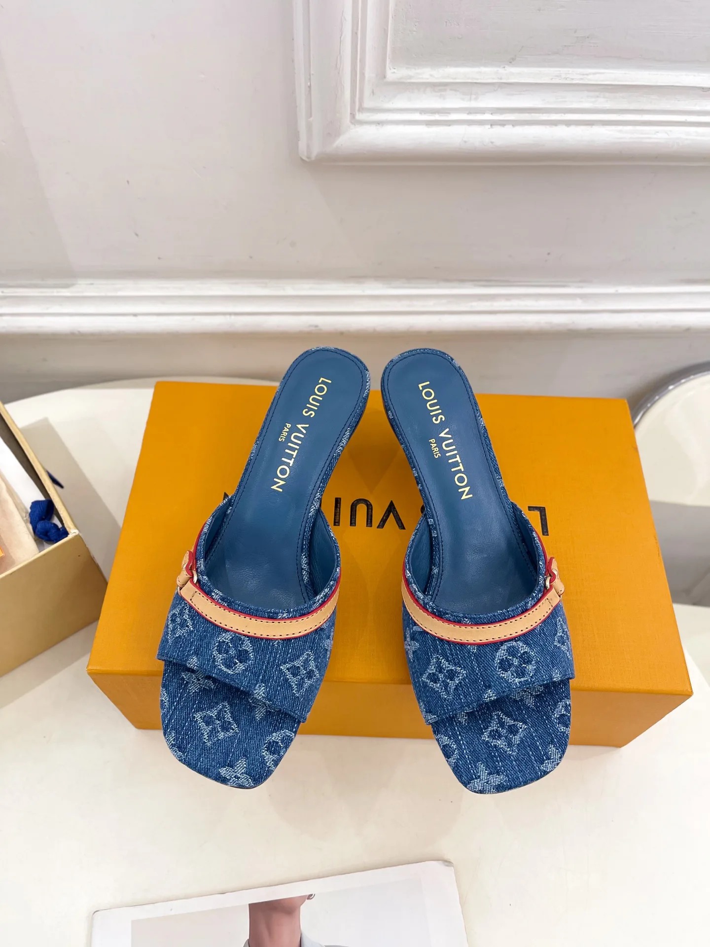 Туфли Женские Louis Vuitton 11458192
