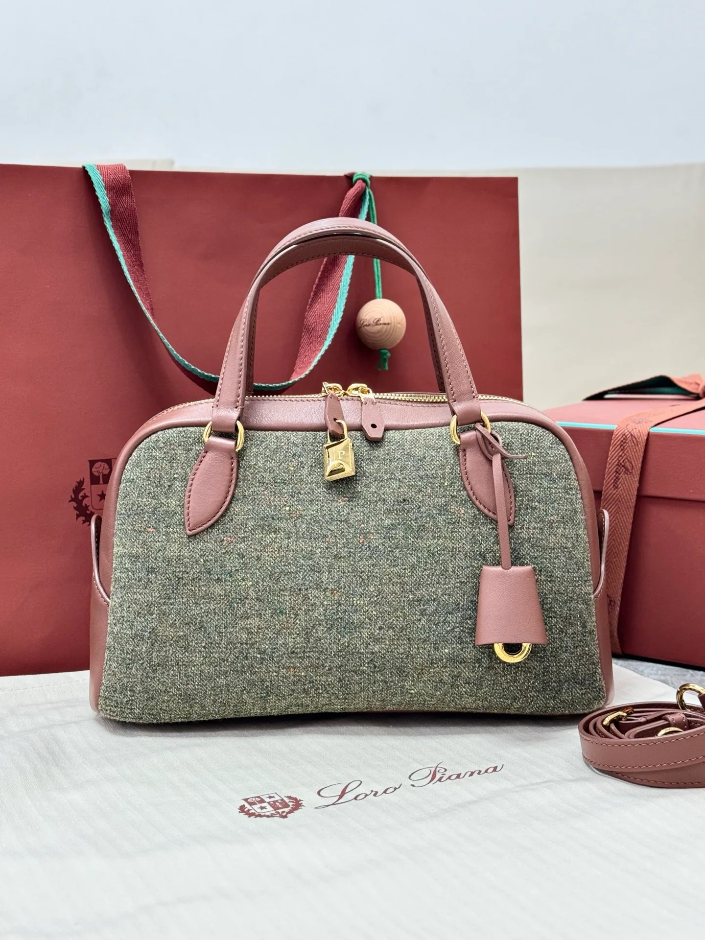 Классические Сумки Женские Loro Piana 11472675