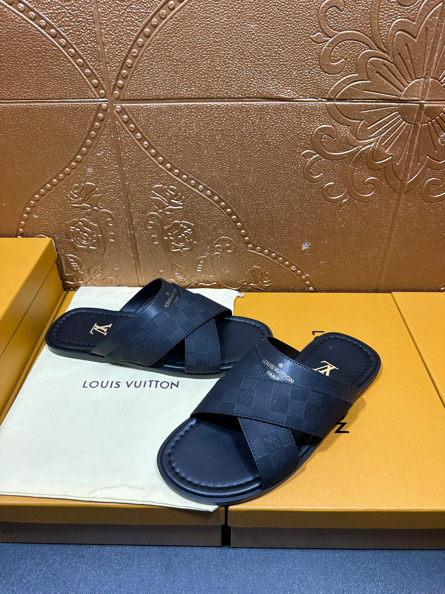 Шлепанцы Мужские Louis Vuitton 103511