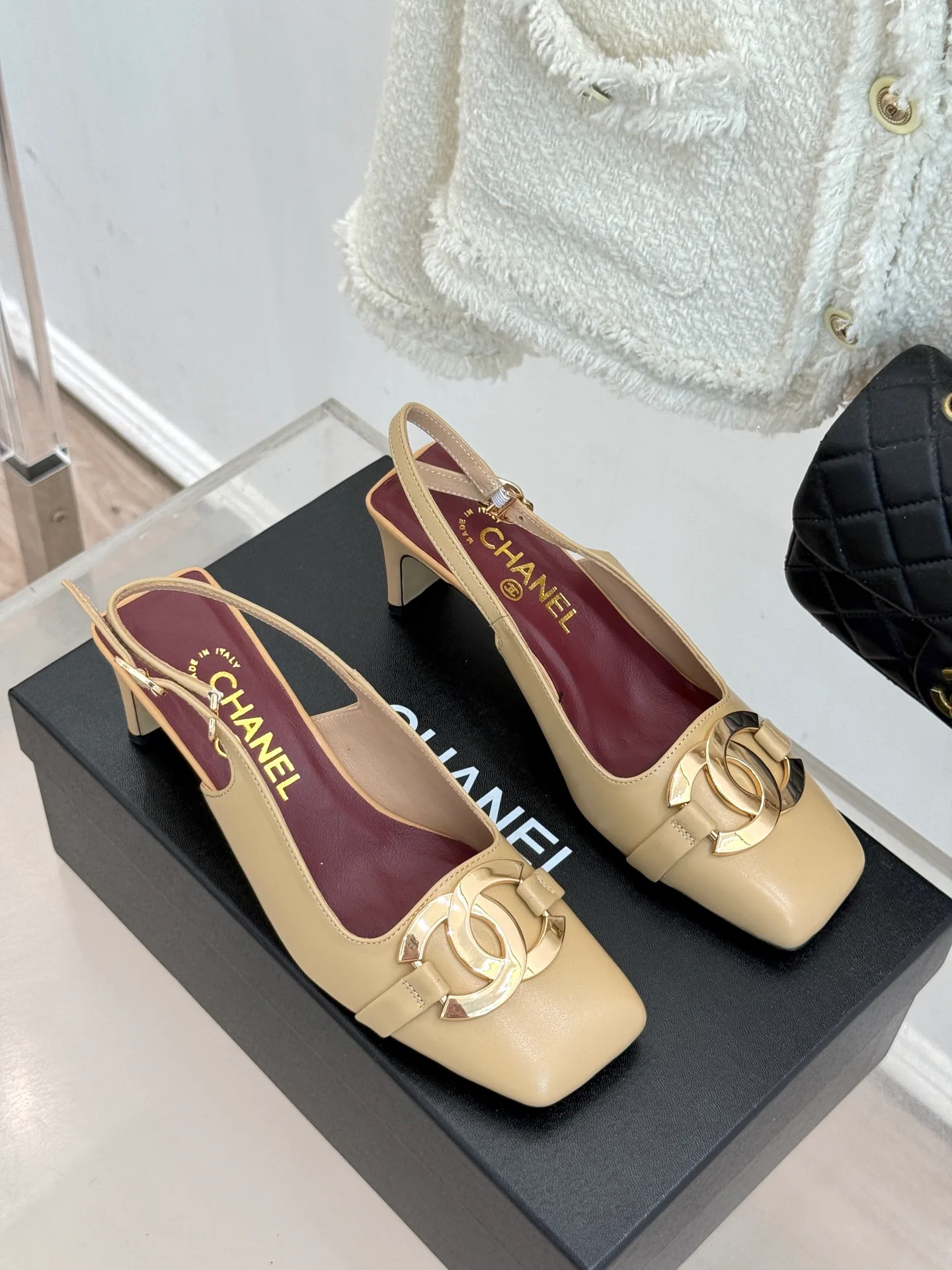 Босоножки Женские Chanel 16965738