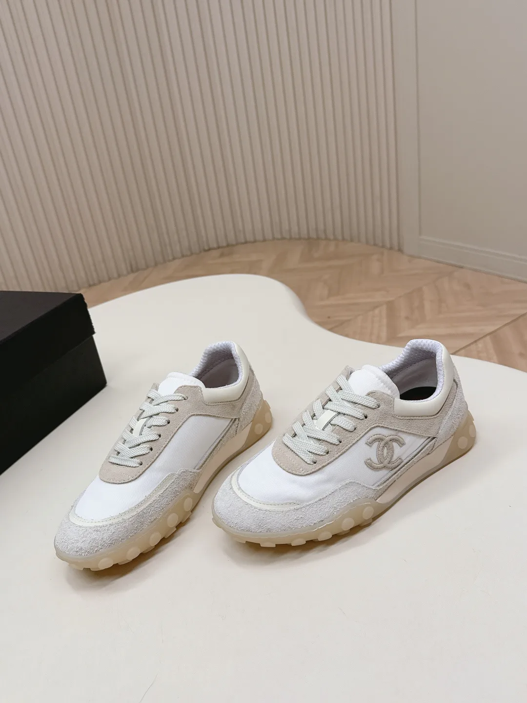 Кроссовки Женские Chanel 11581019