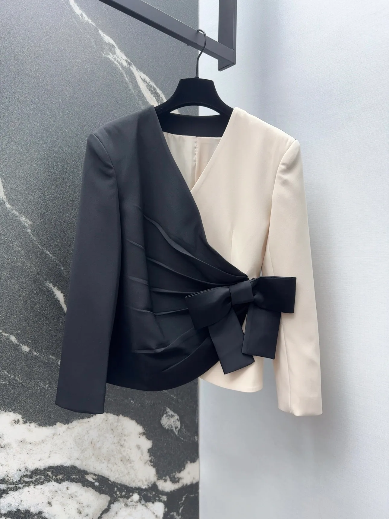 Куртки Женские Valentino 503026