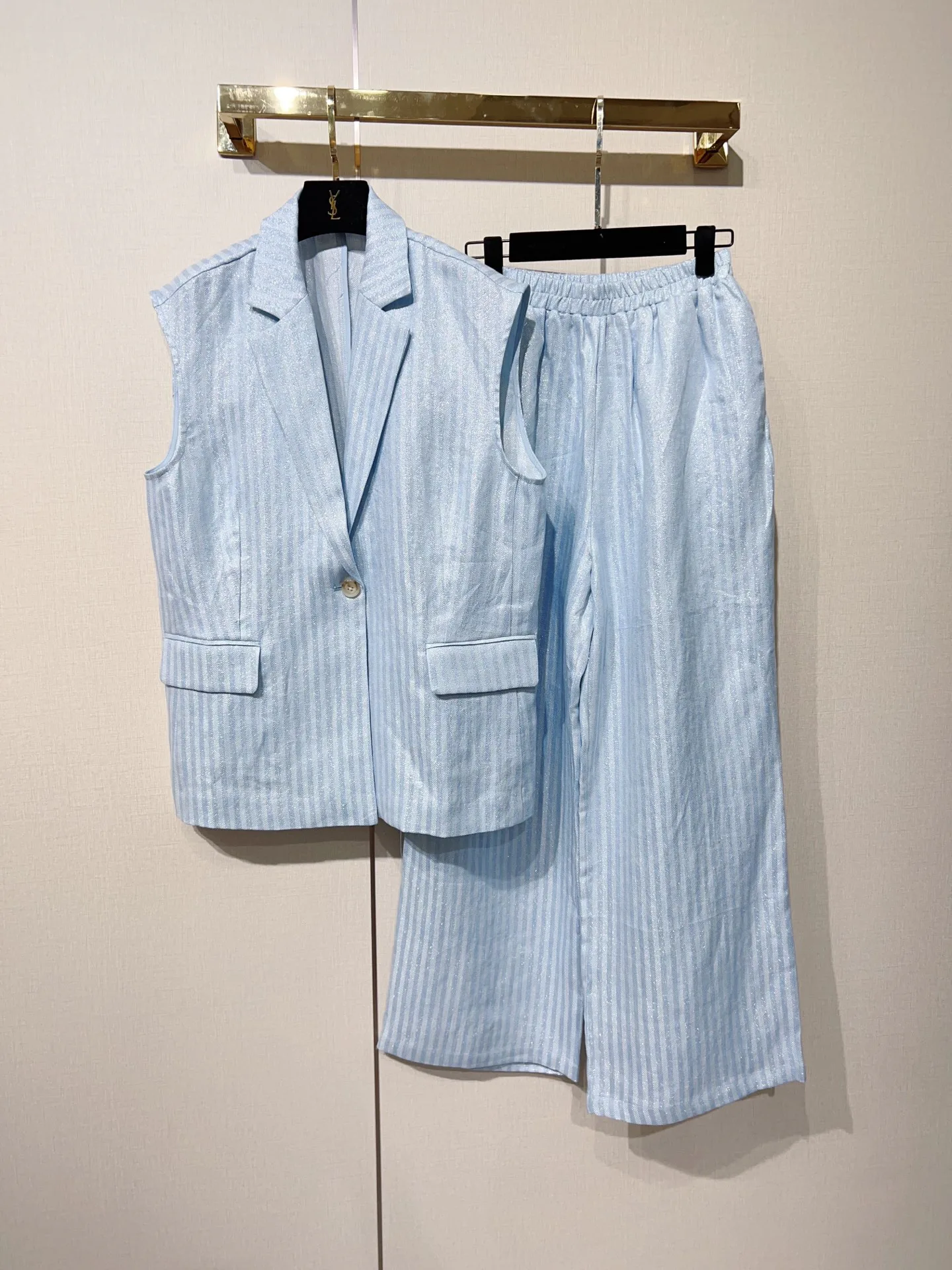 Жилеты Женские Brunello Cucinelli 11880186