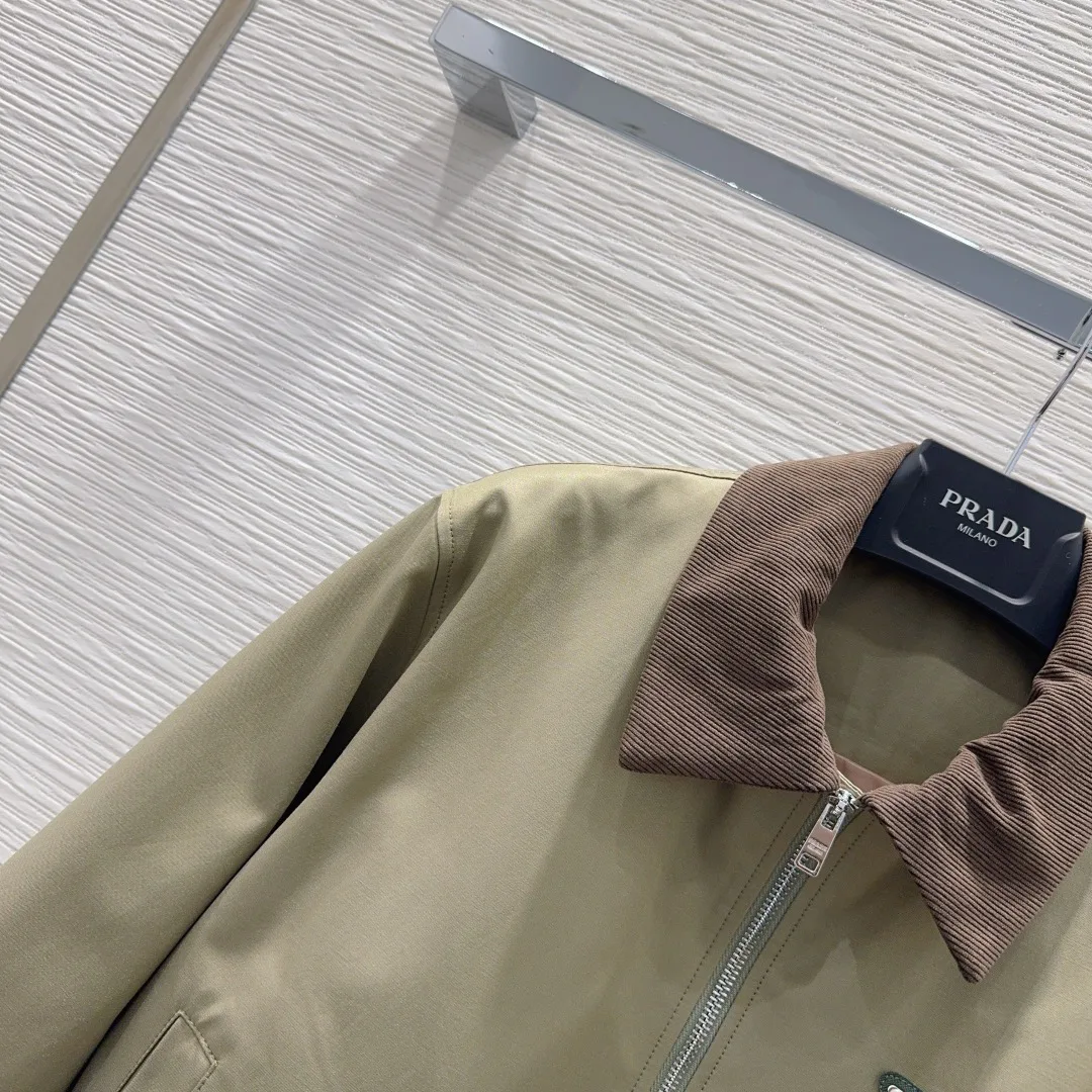 Куртки И Пуховики Женские Prada 181706