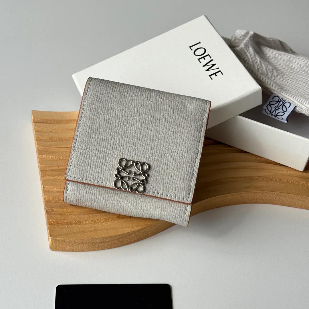 Клатчи Женские Loewe 617223