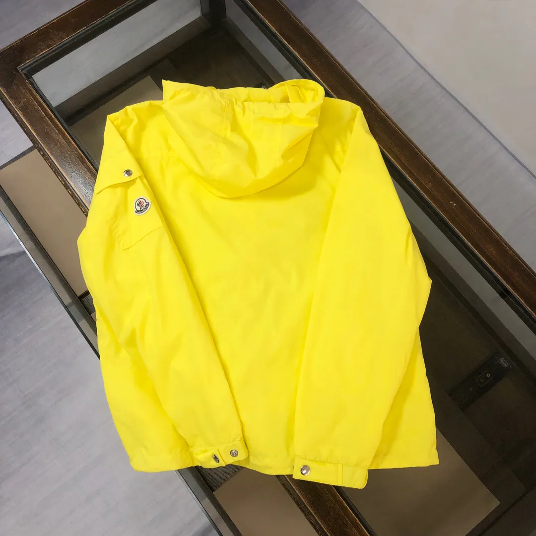 Куртки И Пуховики Мужские Moncler 7170