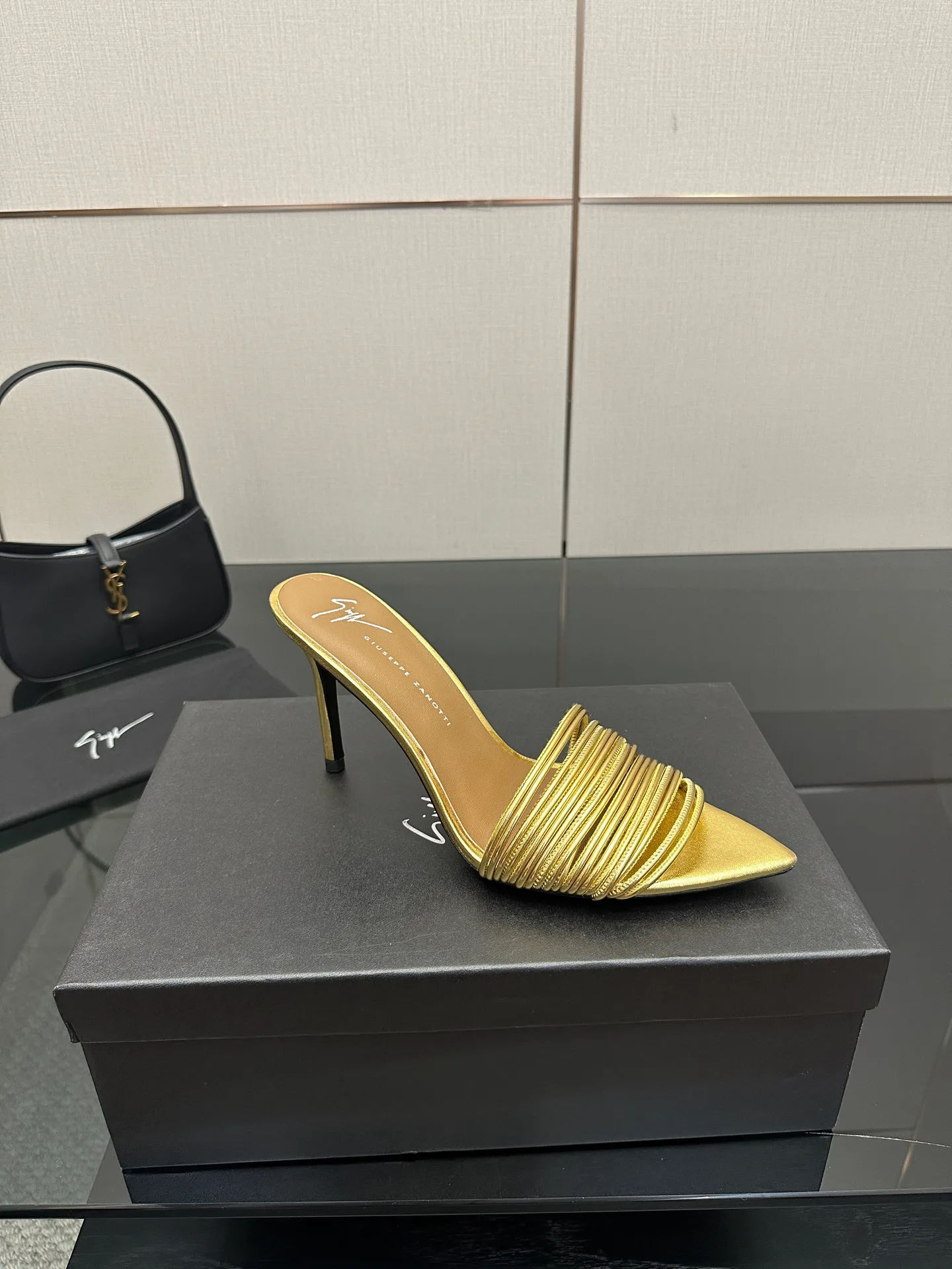 Босоножки Женские Giuseppe Zanotti 83897