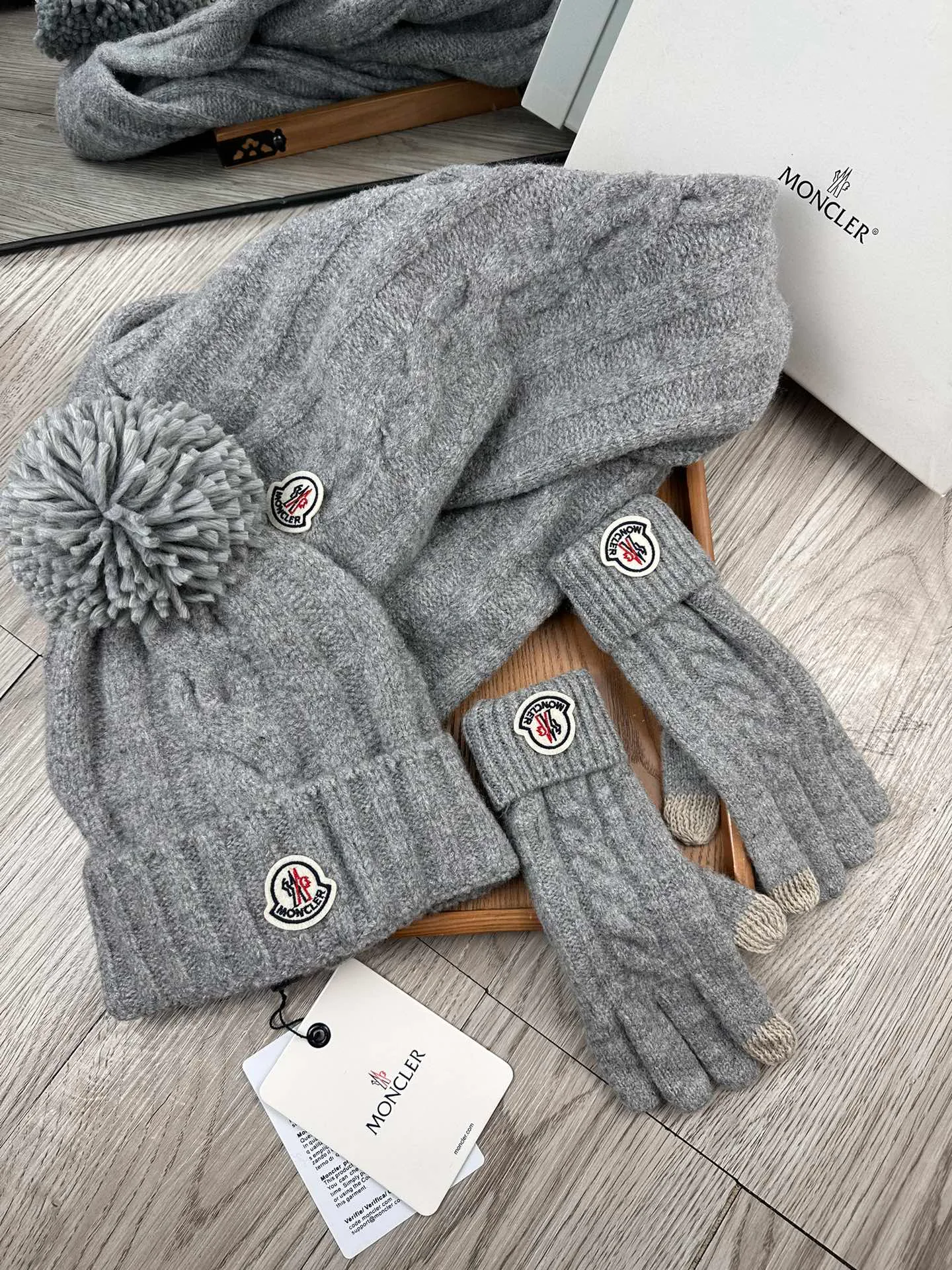 Шарфы Moncler 318480
