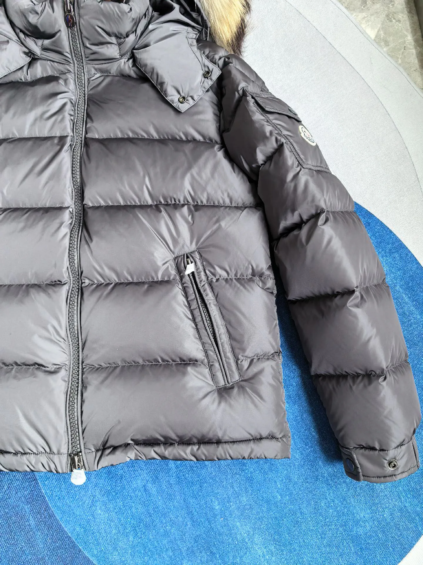 Куртки И Пуховики Женские Moncler 18761342