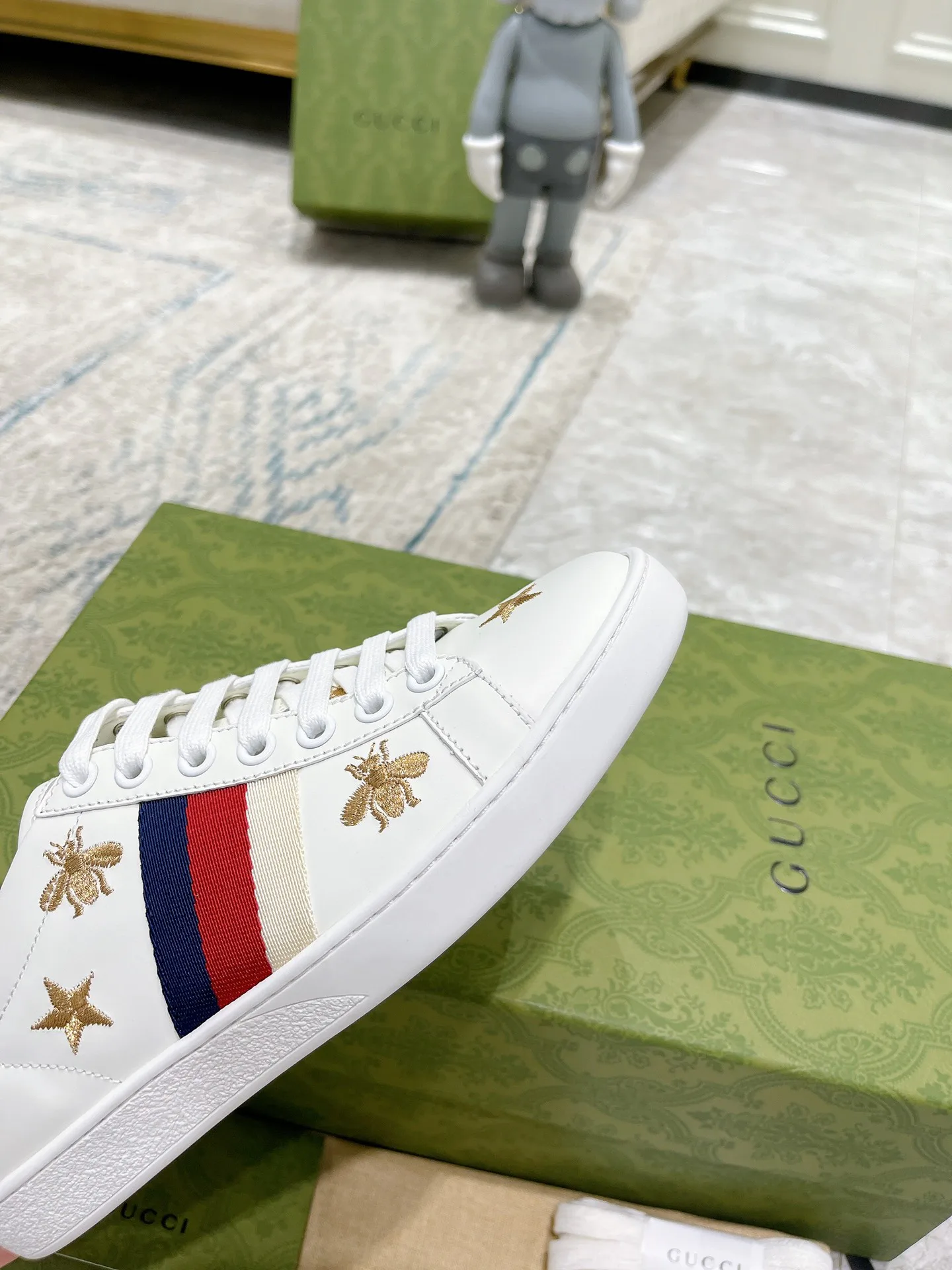 Кроссовки Женские Gucci 17620406