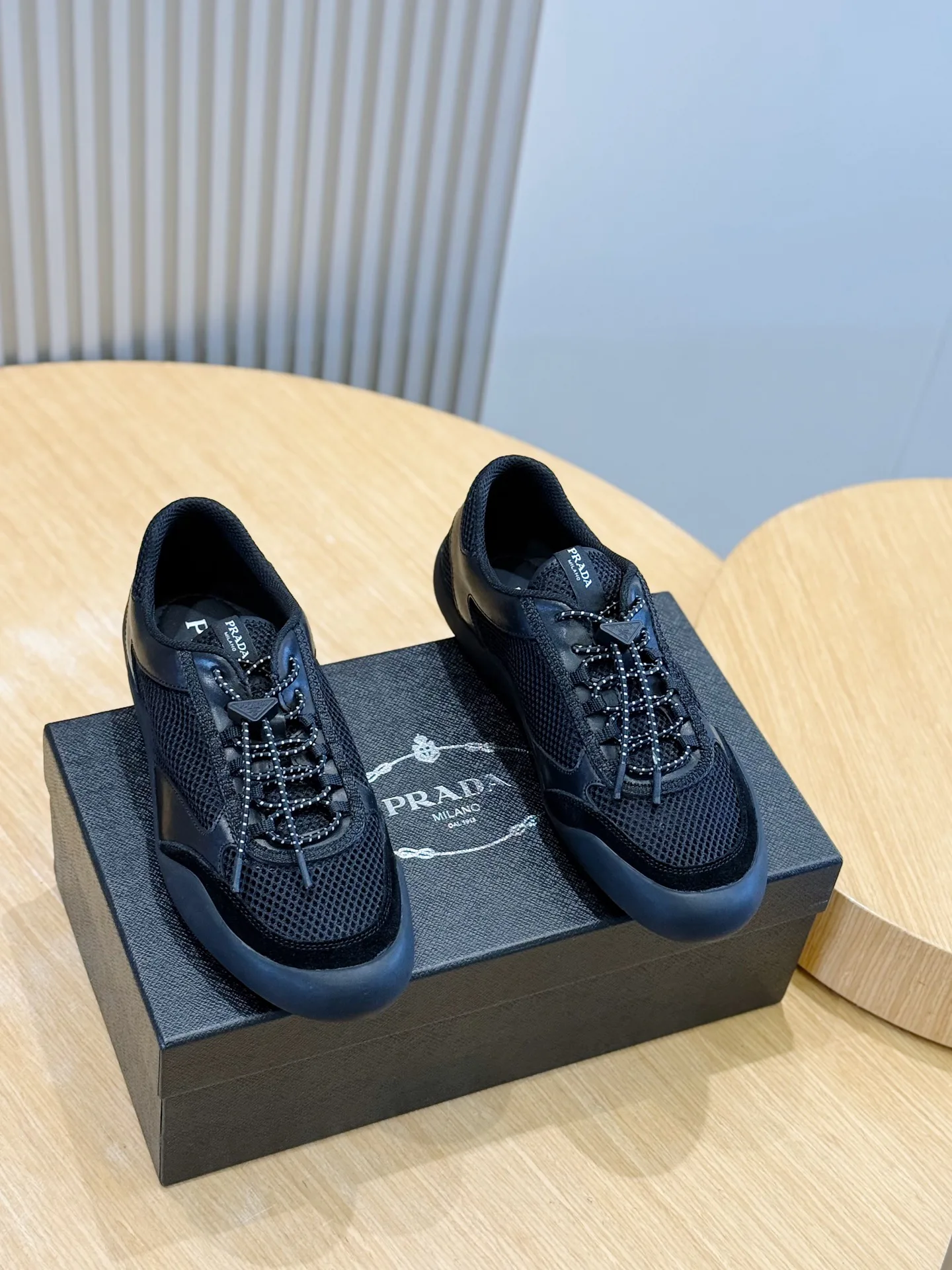 Кроссовки Мужские Prada 11700042