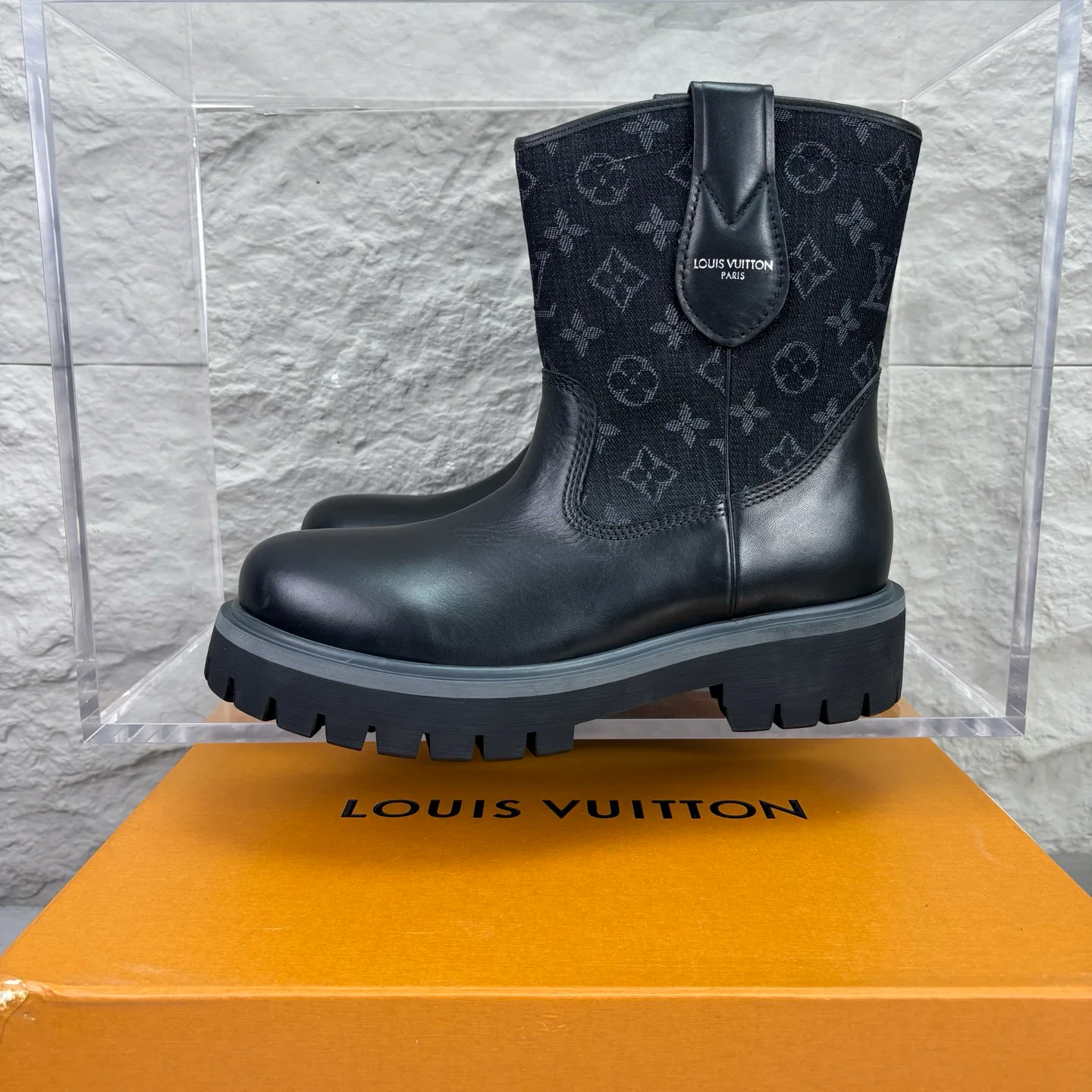 Ботинки Мужские Louis Vuitton 18719622