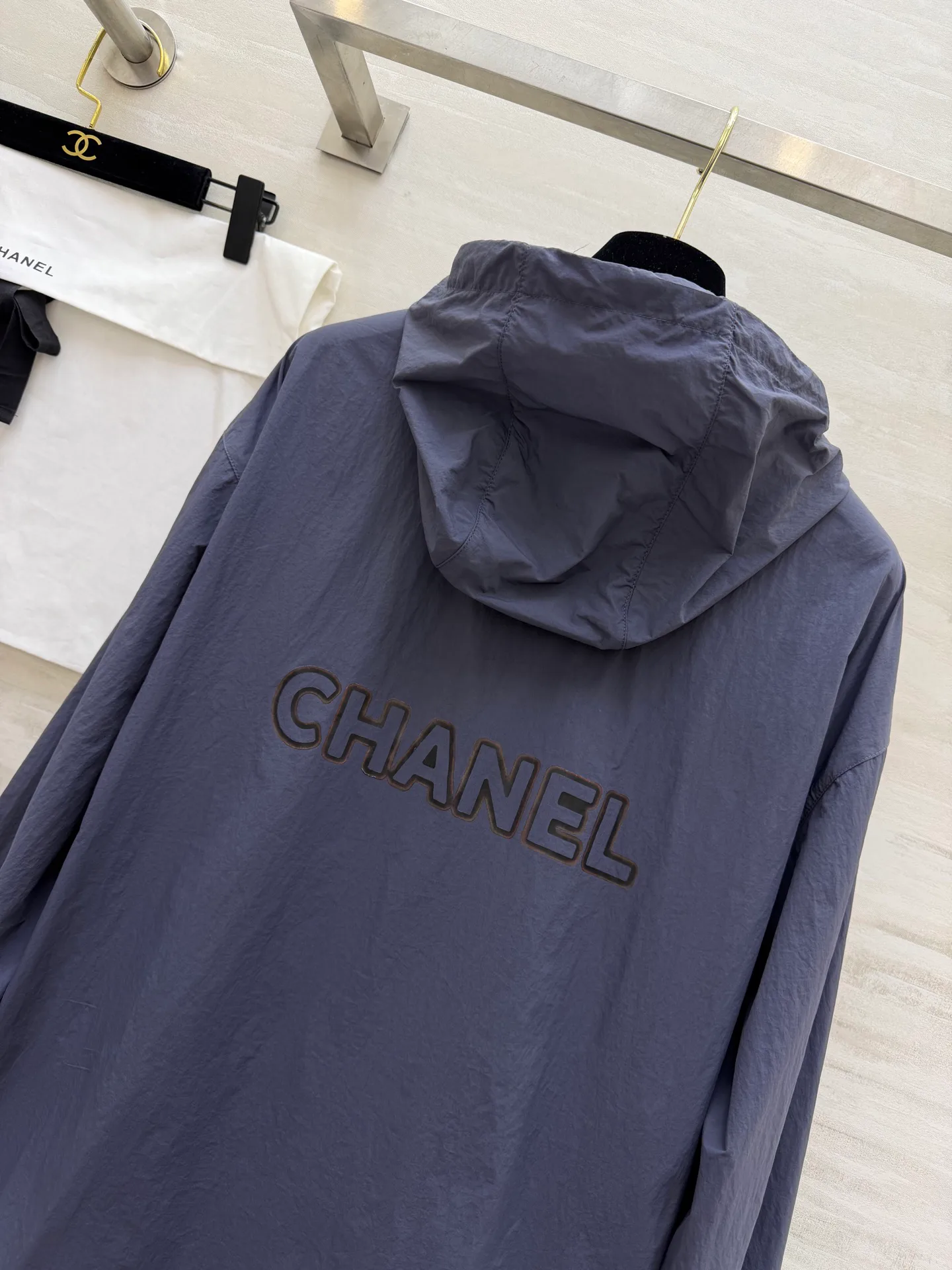 Куртки И Пуховики Женские Chanel 11433534