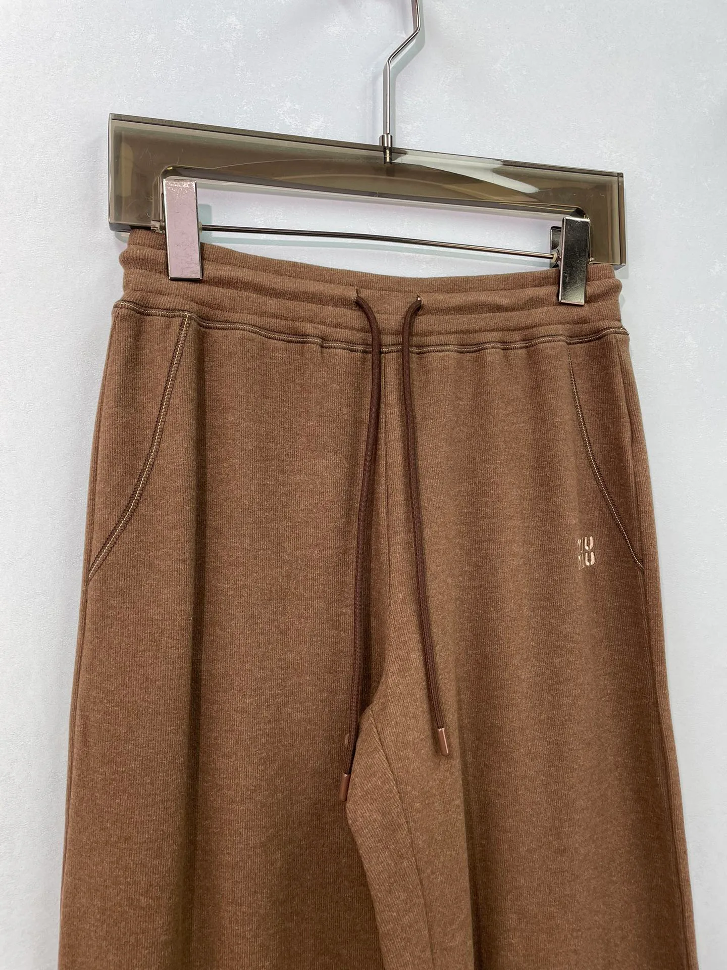 Брюки Женские Miu Miu 18735899