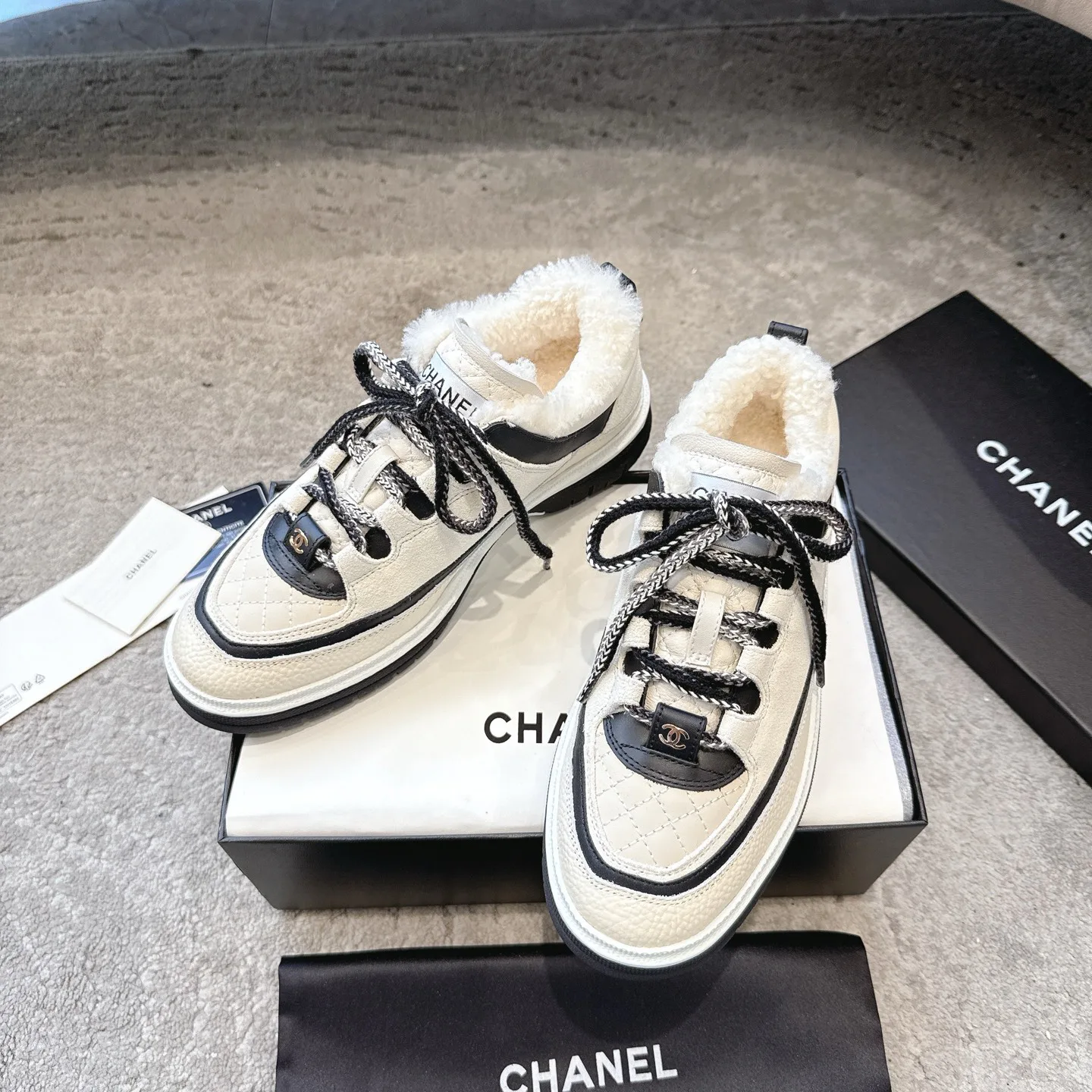 Кроссовки Женские Chanel 256043