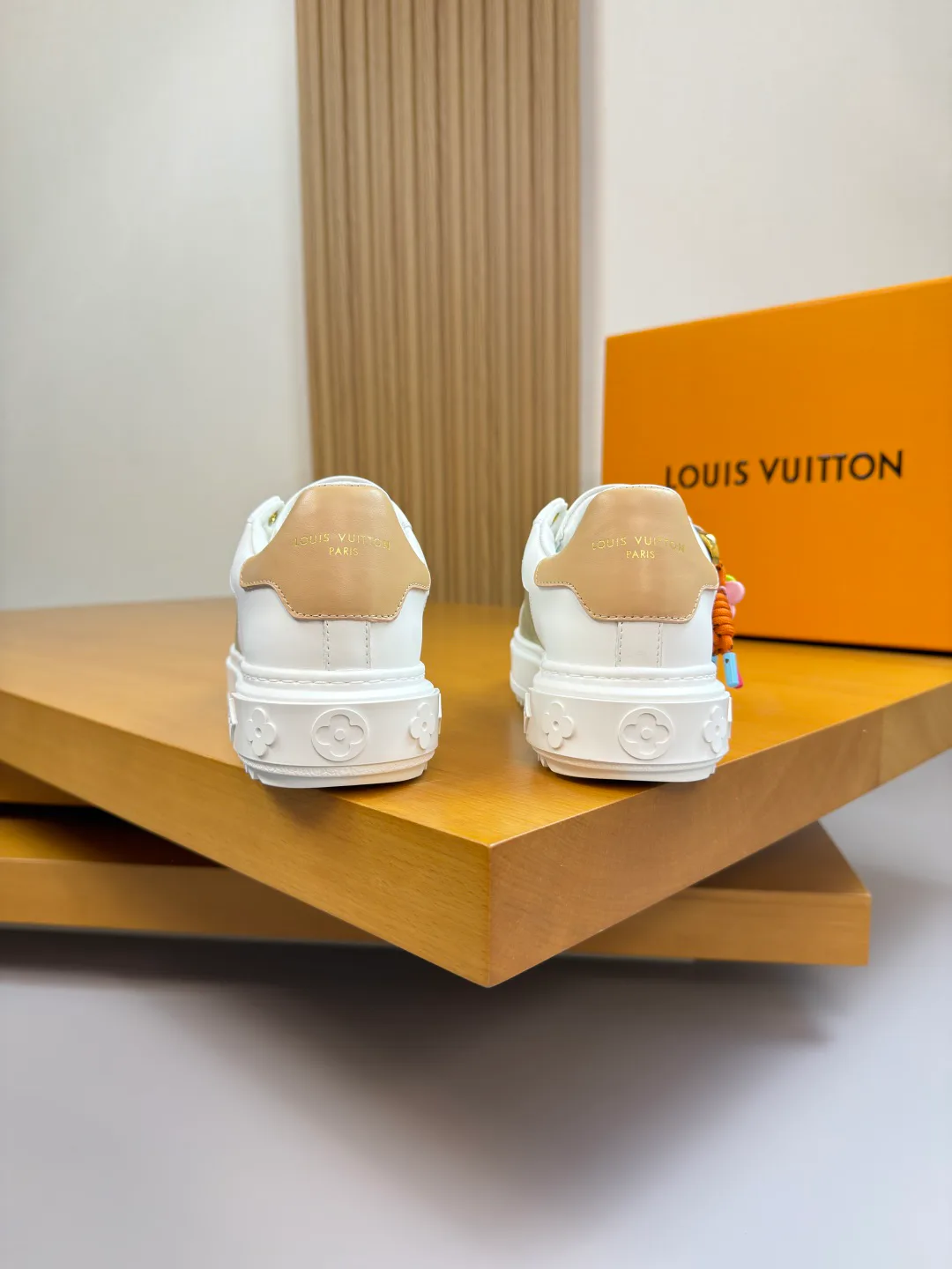 Кеды Женские Louis Vuitton 11918141
