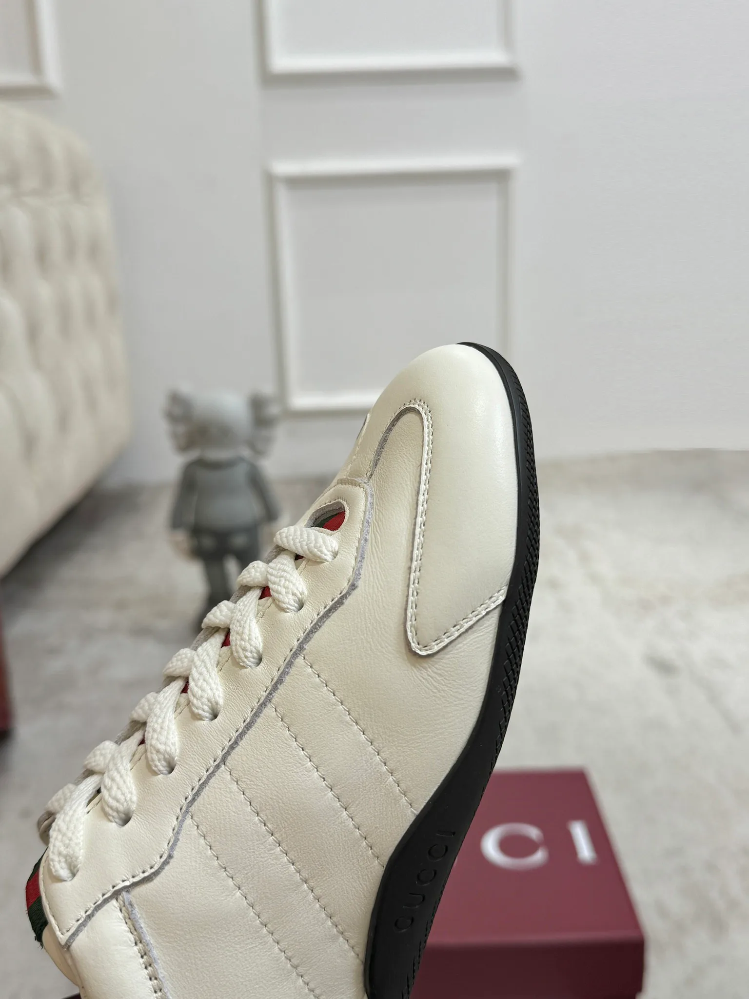 Кроссовки Женские Gucci 945083