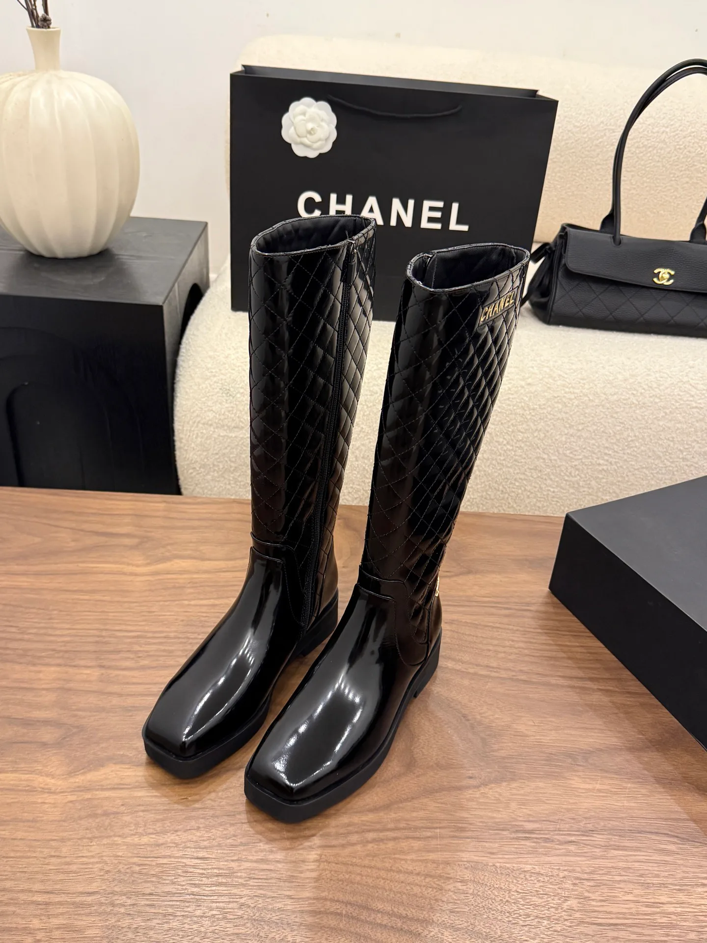 Сапоги Женские Chanel 18092654