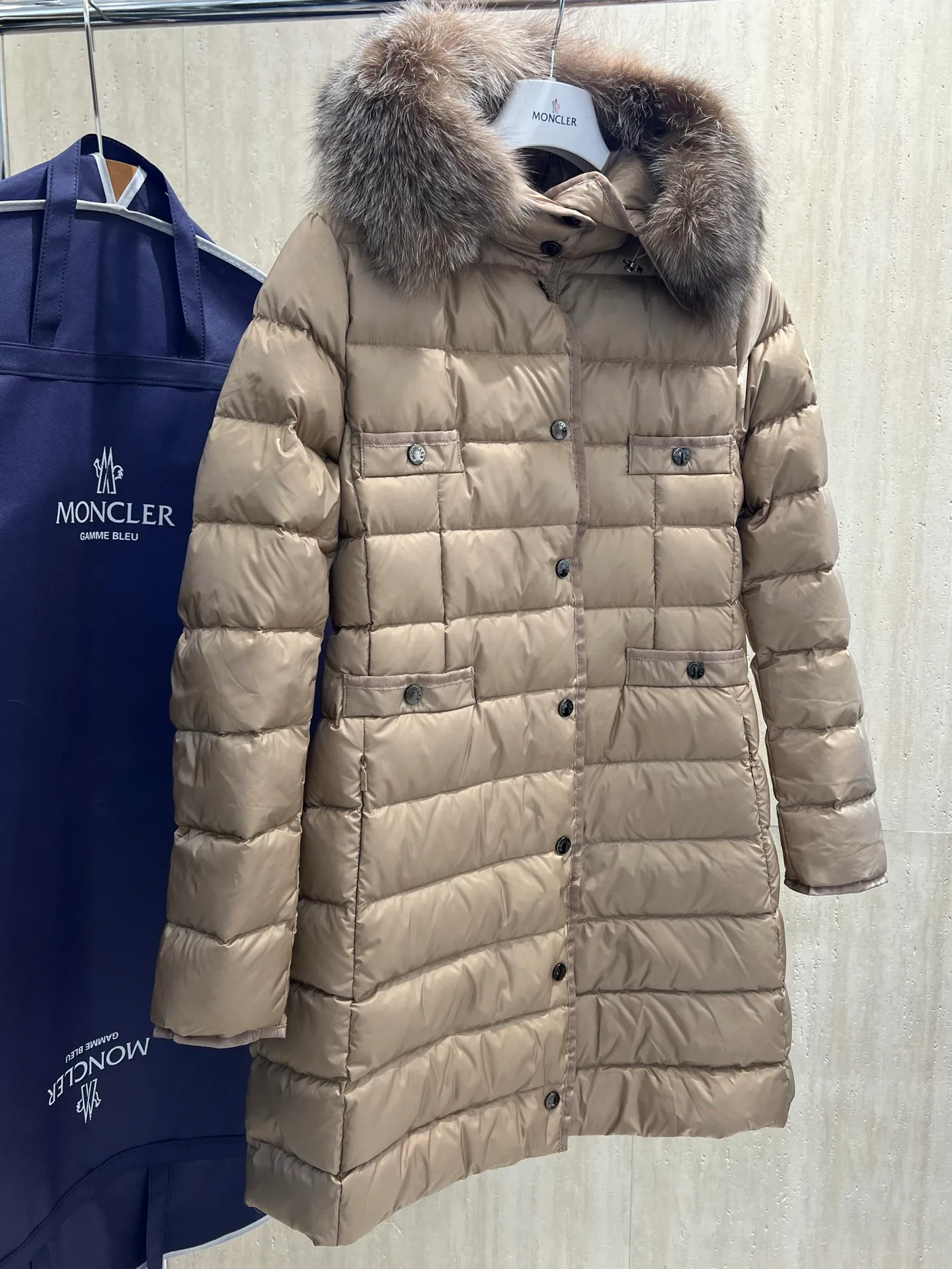 Куртки И Пуховики Женские Moncler 18723420