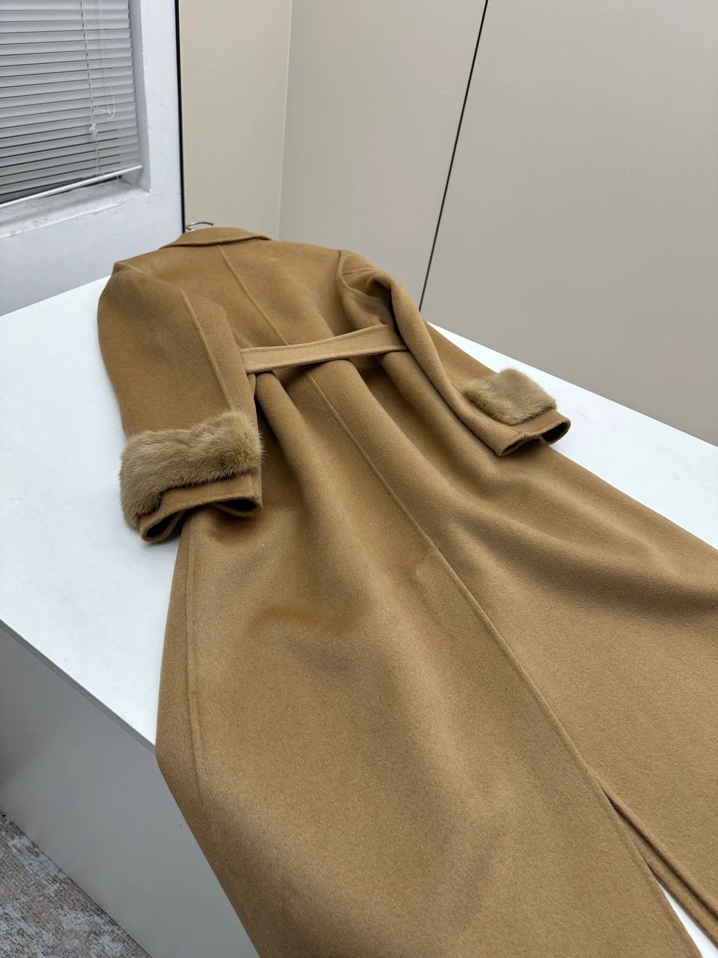 Пальто Женские Fendi 19484429