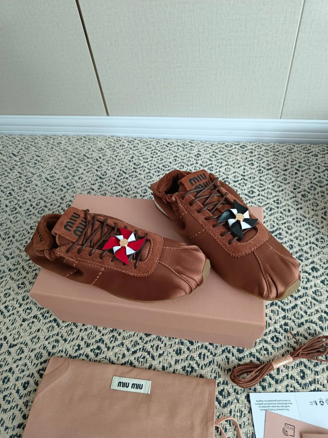 Кроссовки Женские Miu Miu 5075613