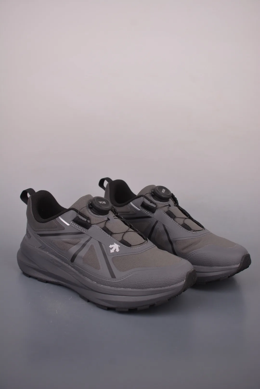 Кроссовки Женские Descente 17245409