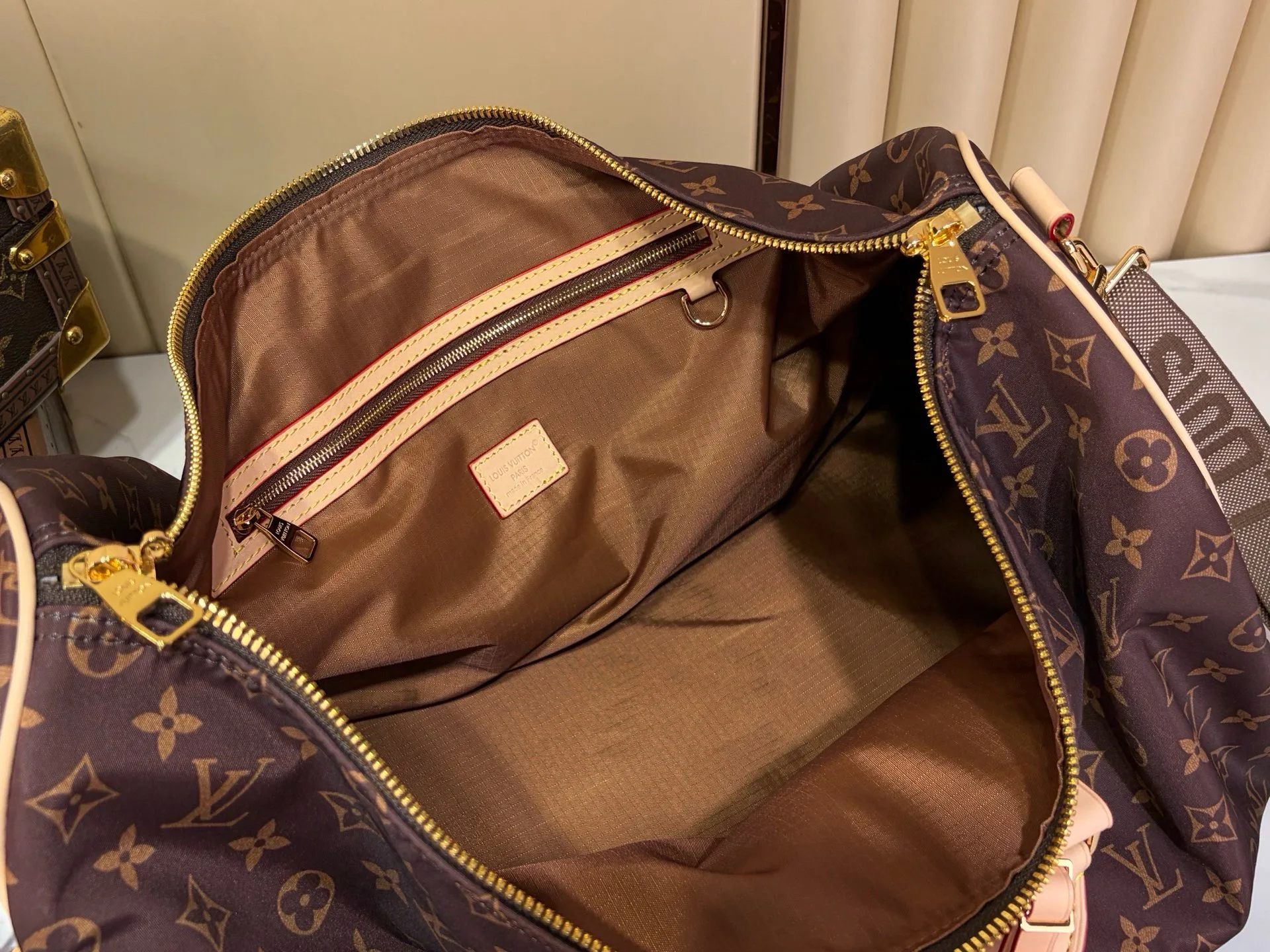 Дорожные Сумки Женские Louis Vuitton 18240343