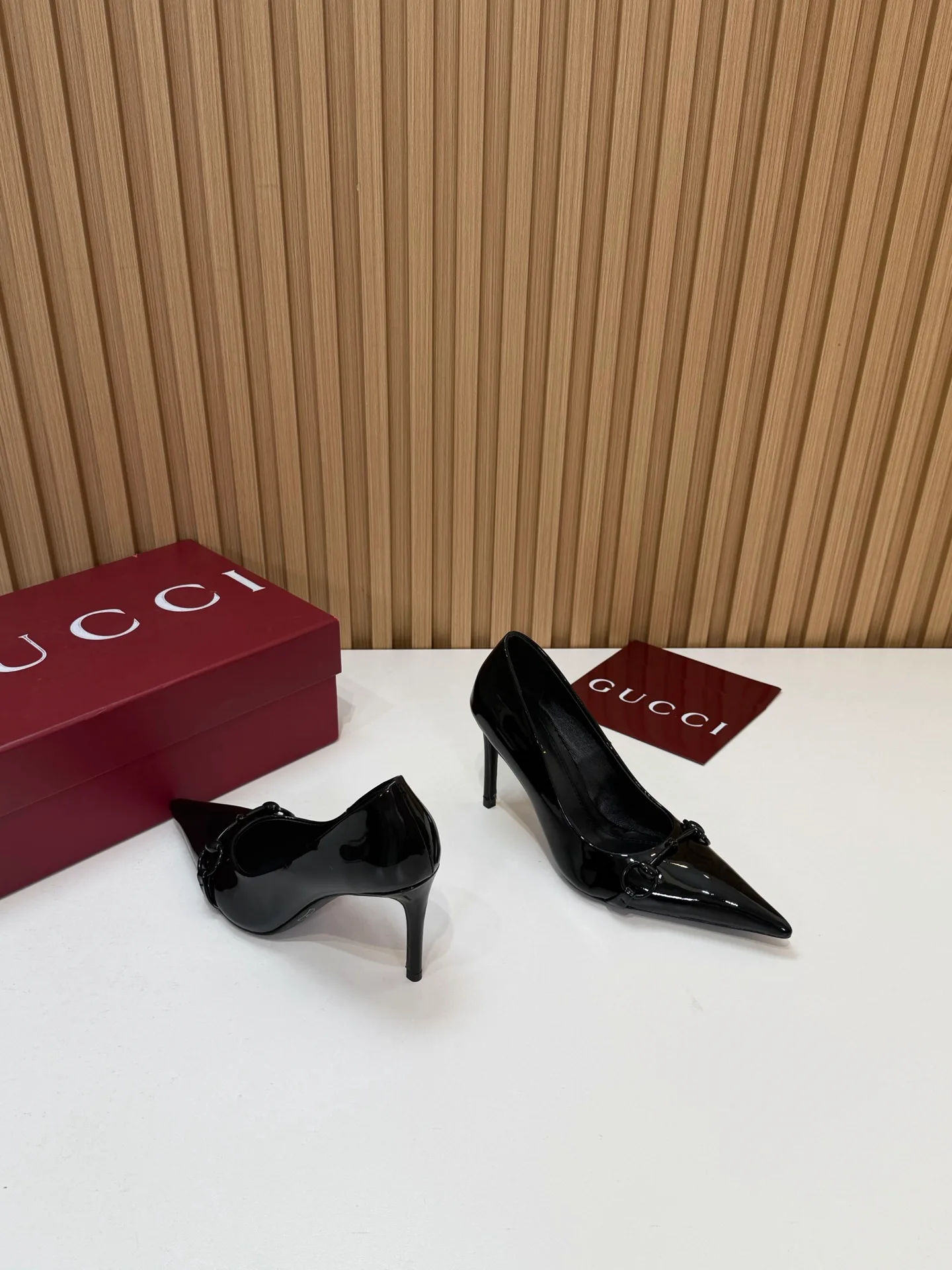 Туфли Женские Gucci 18700160