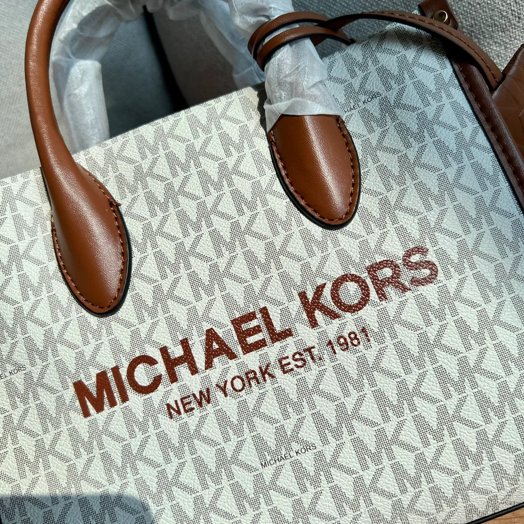Сумки На Ремне Женские Michael Kors 803347