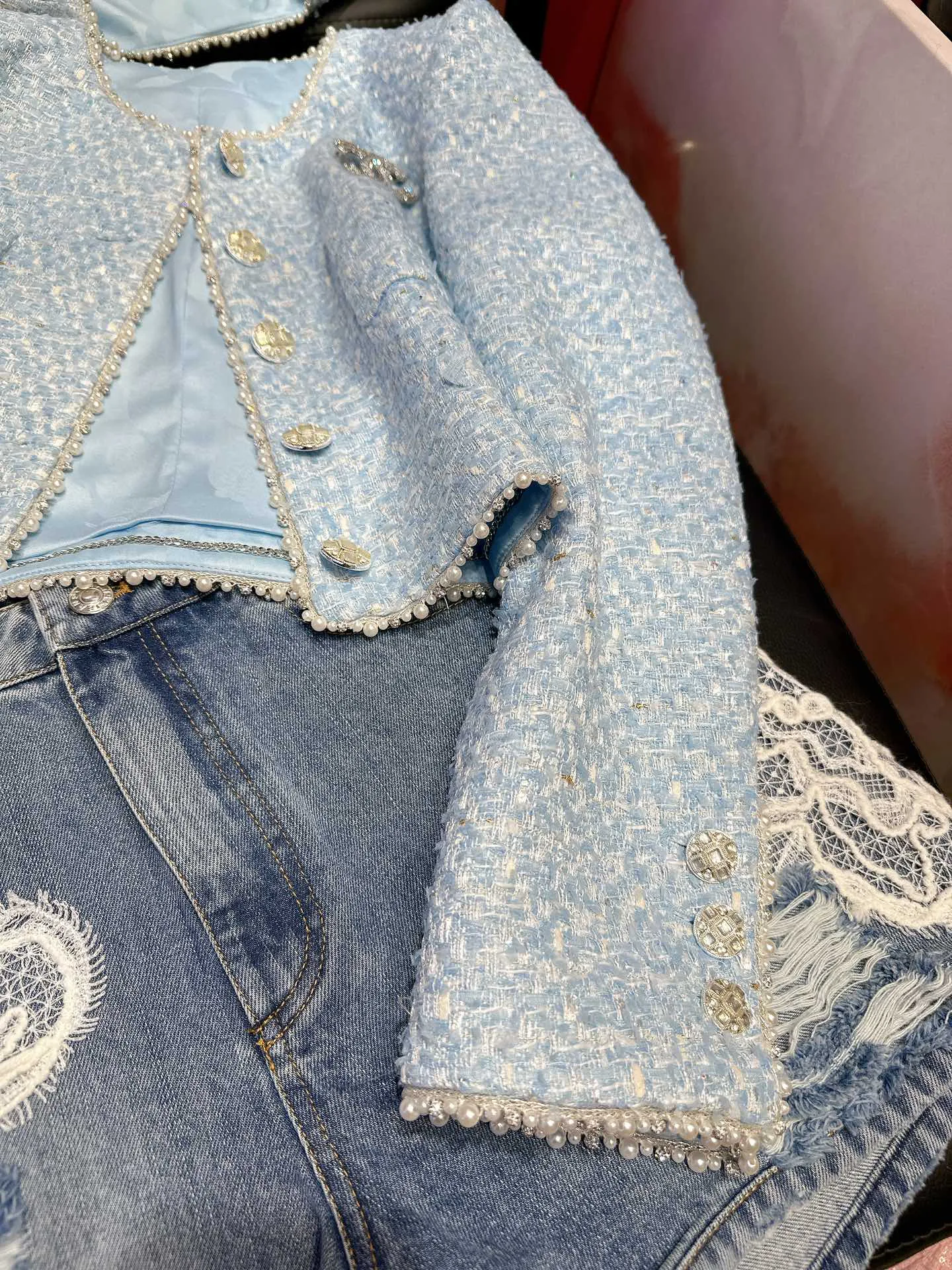 Куртки И Пуховики Женские Chanel 18104